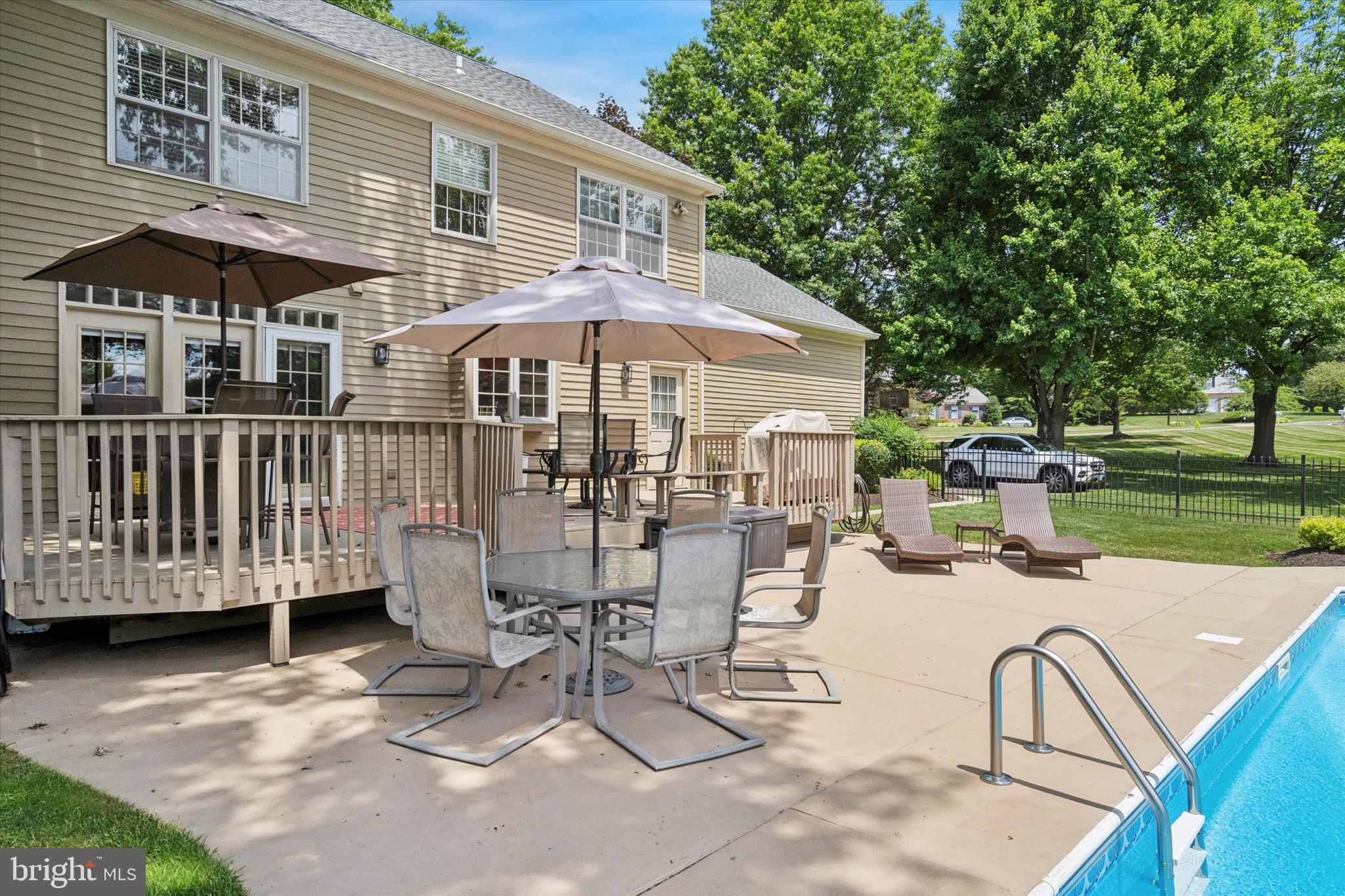 GOVERNOR ESTATES - Residential