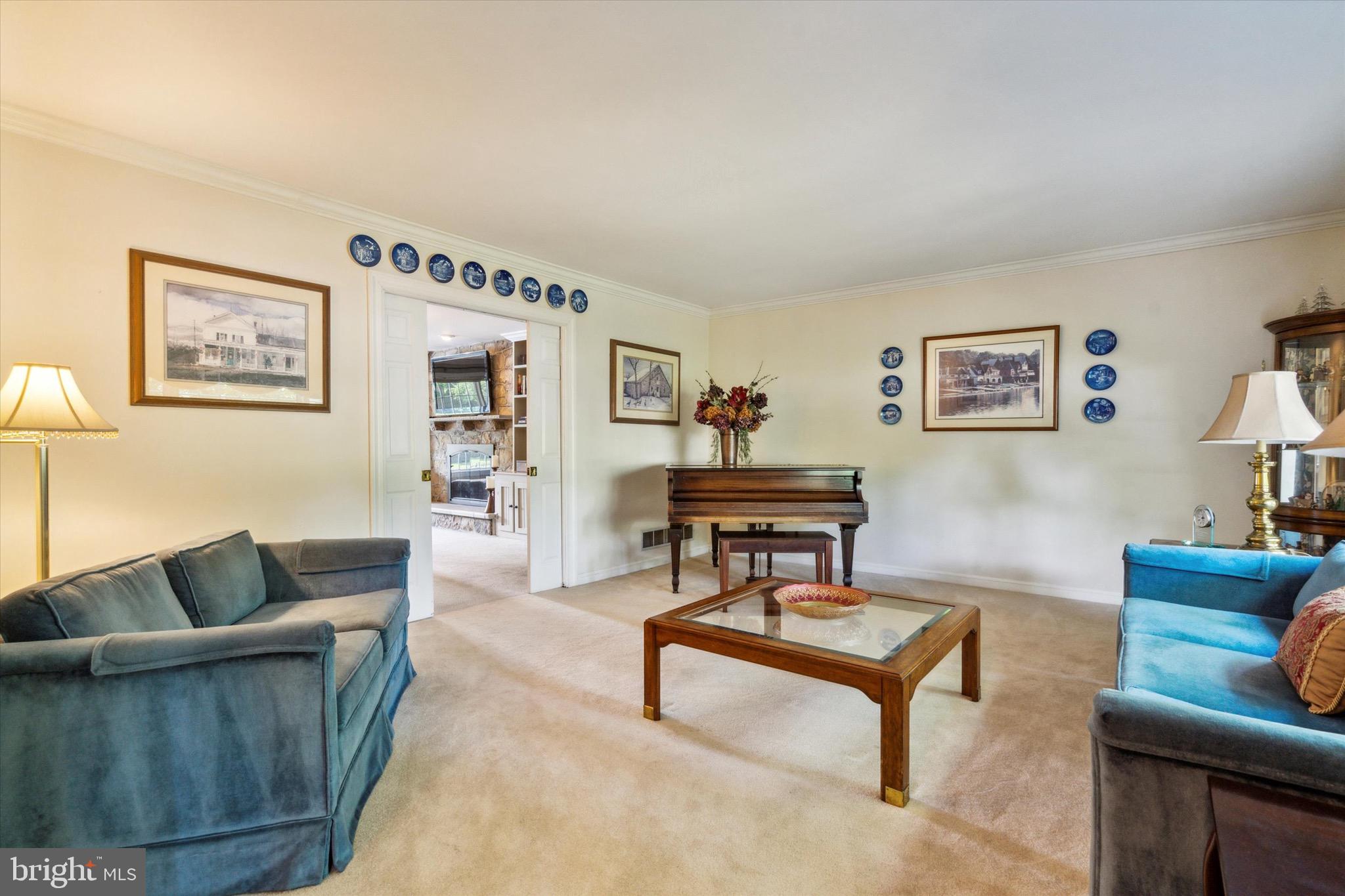 GOVERNOR ESTATES - Residential