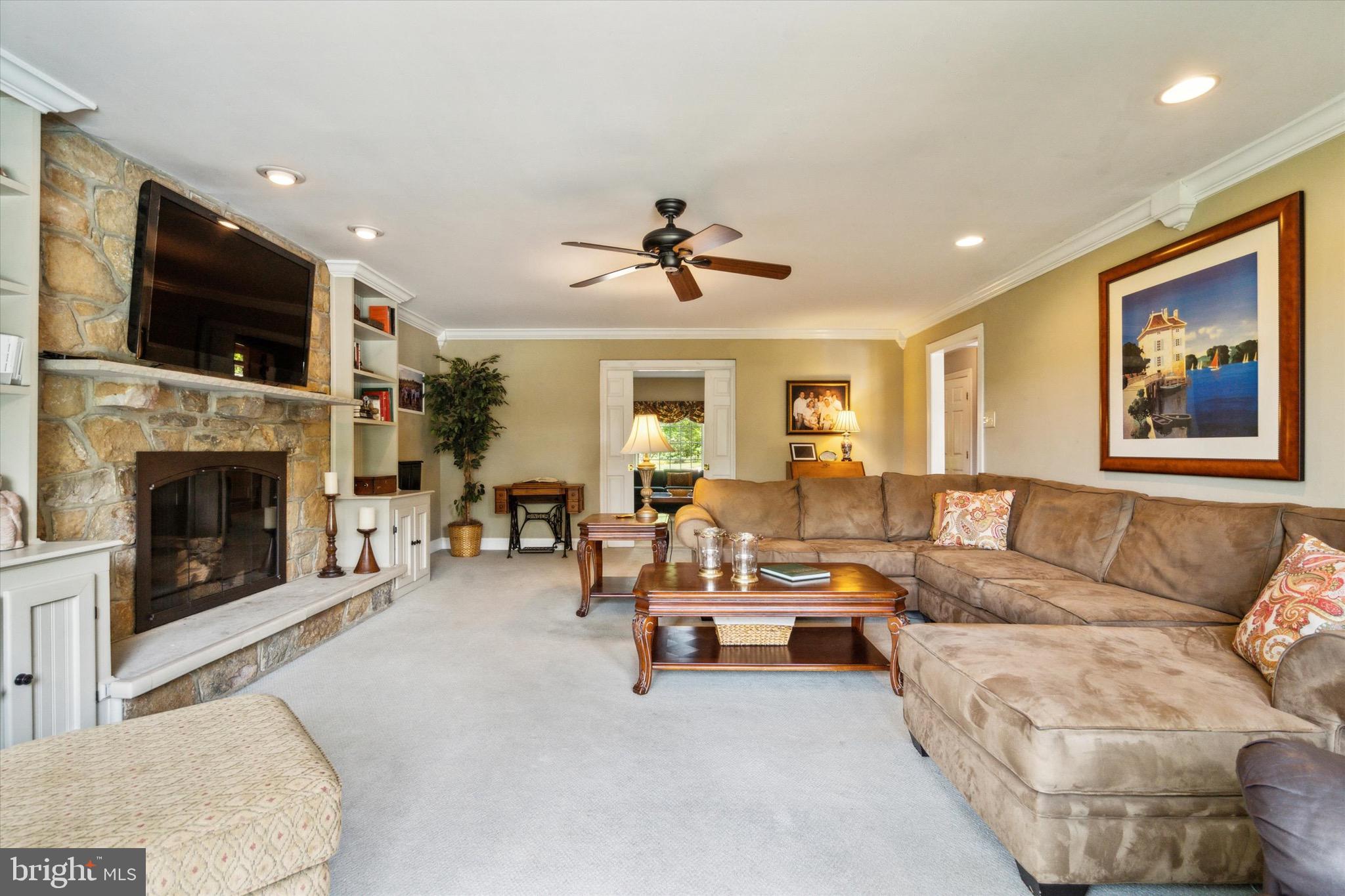 GOVERNOR ESTATES - Residential