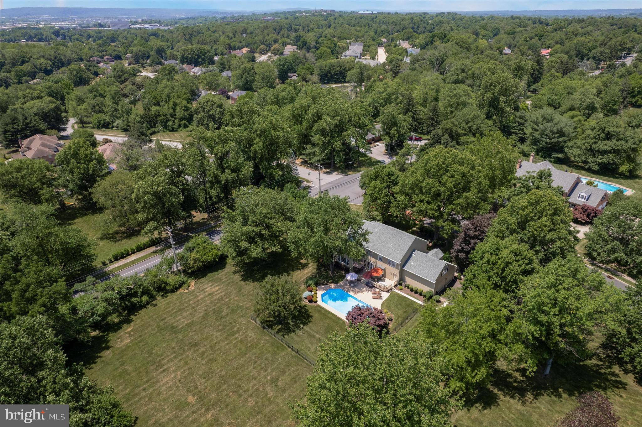 GOVERNOR ESTATES - Residential