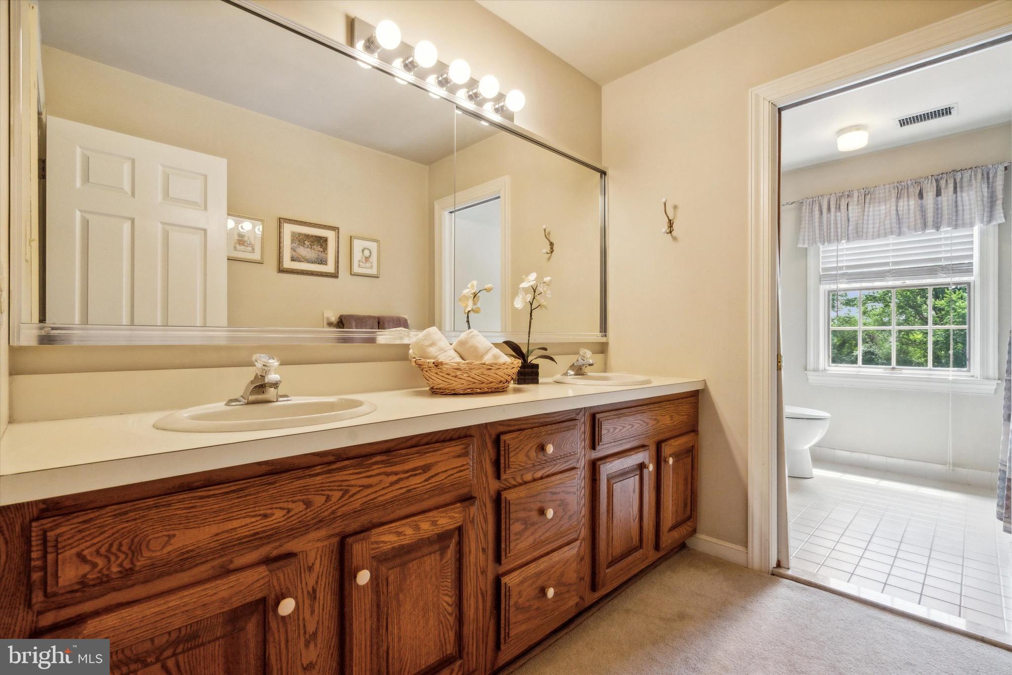 GOVERNOR ESTATES - Residential