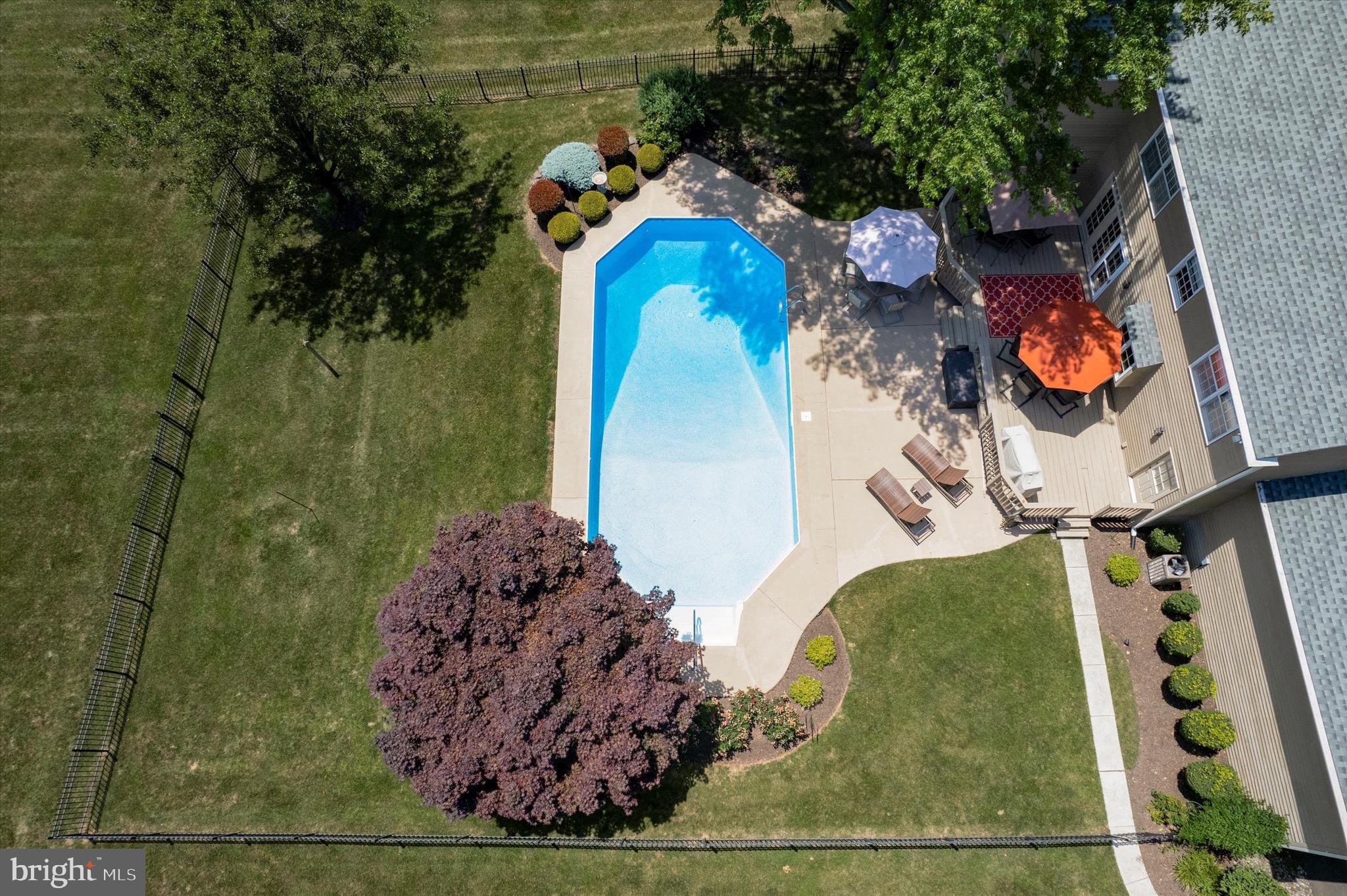 GOVERNOR ESTATES - Residential