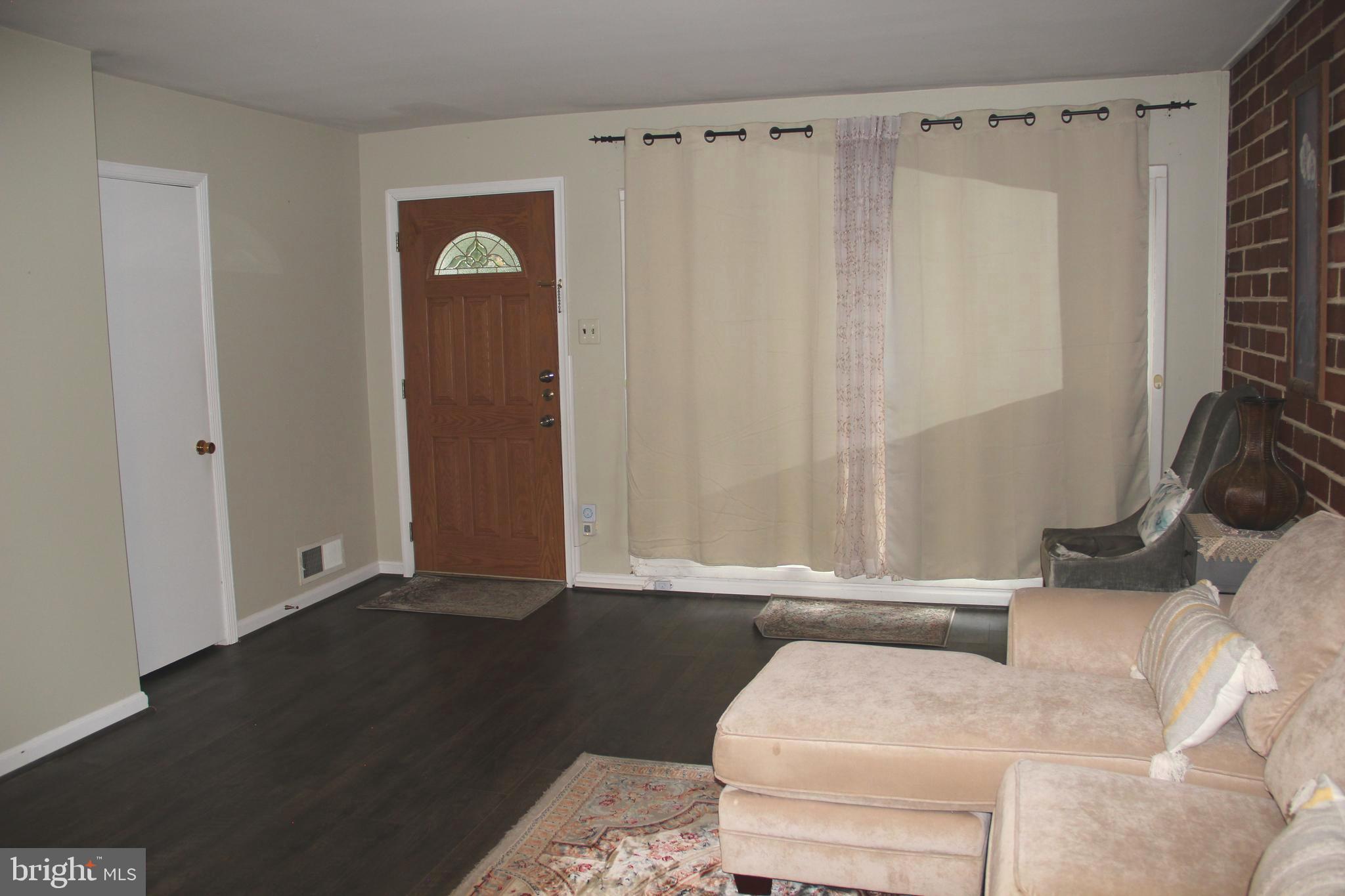 LYNFIELD - Residential