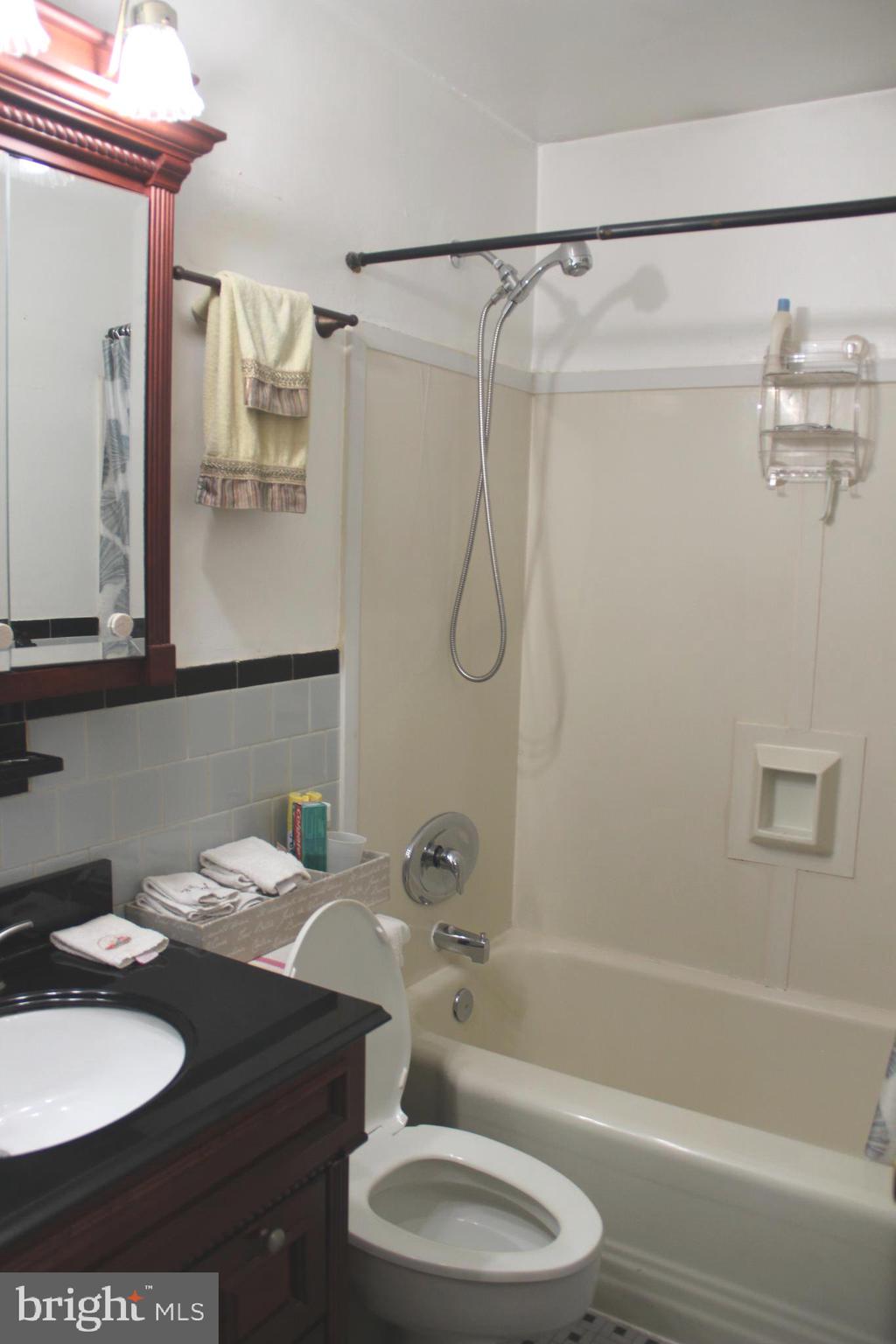 LYNFIELD - Residential