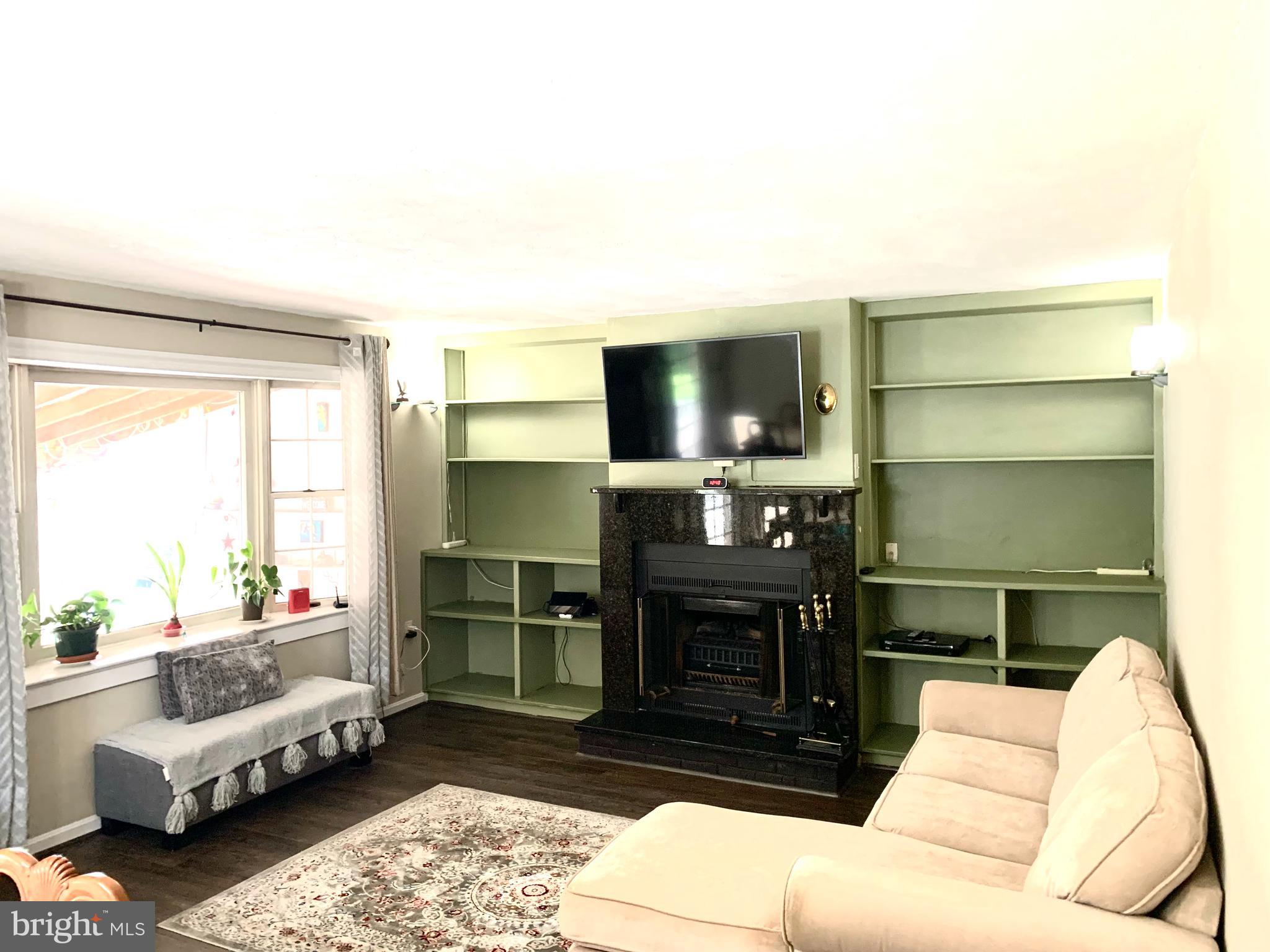 LYNFIELD - Residential