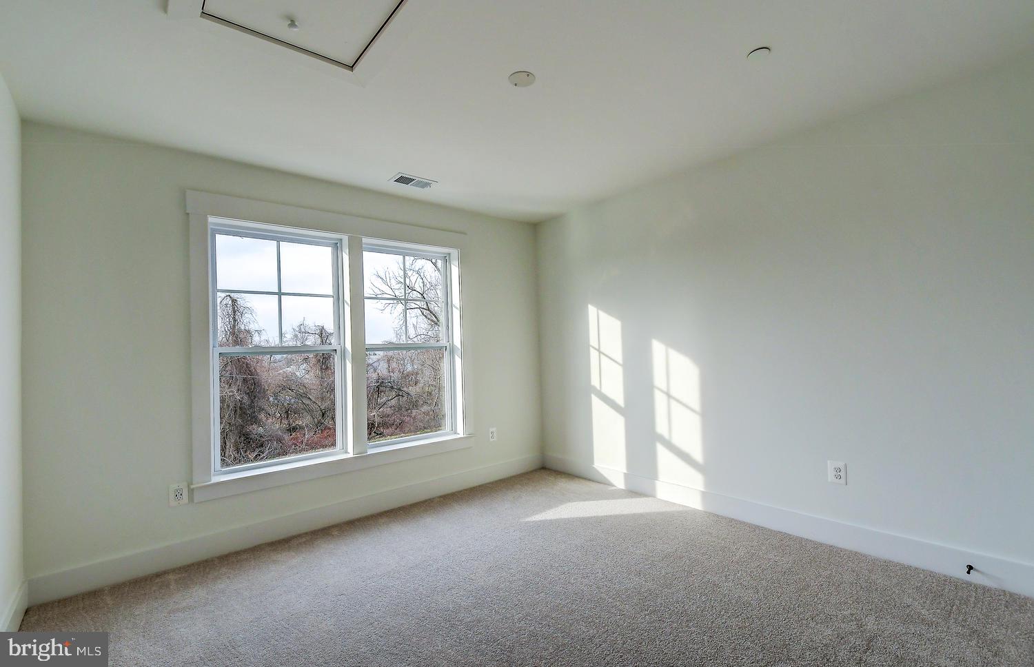 DEER CROSS - Residential