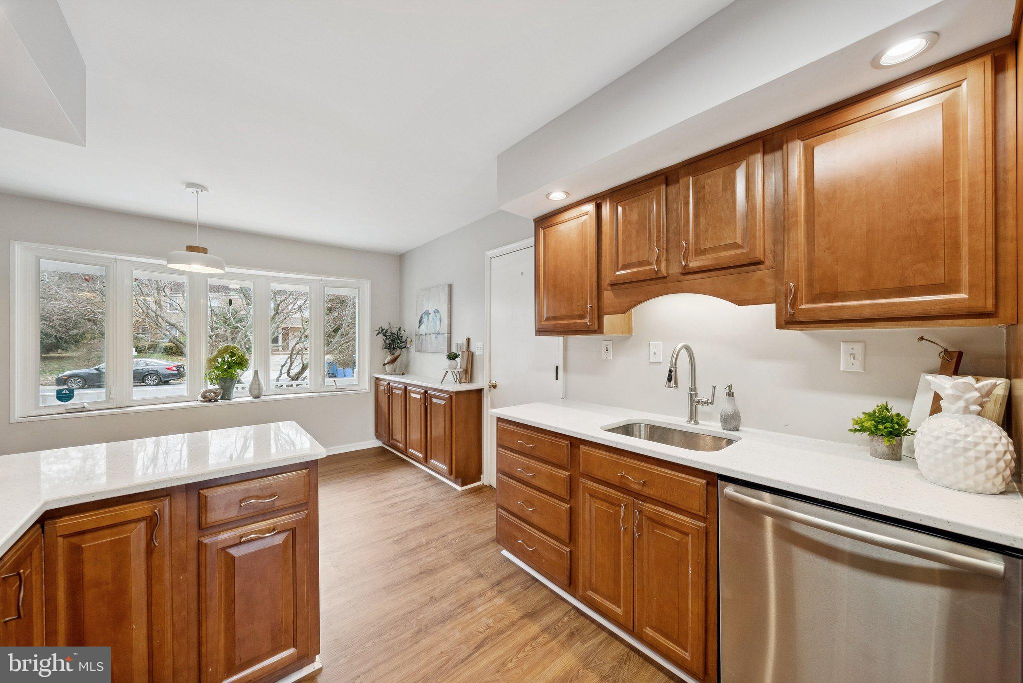 2404 BLUE VALLEY DRIVE