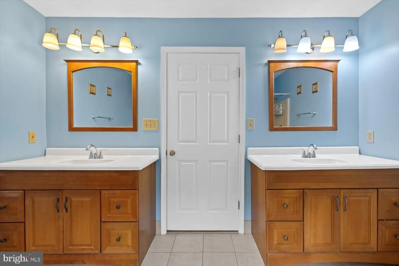 Fredericksburg, Virginia 22408, United States, 5 Bedrooms Bedrooms, ,3 BathroomsBathrooms,Residential,Active,191144