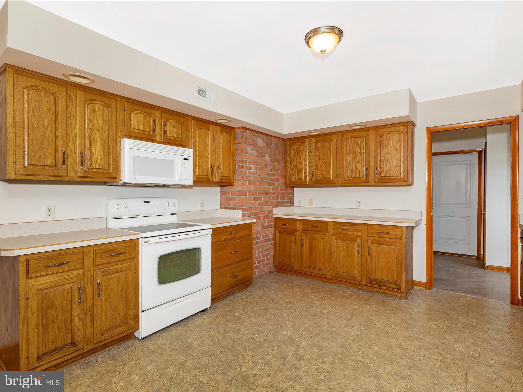 ROHRERSVILLE - Residential