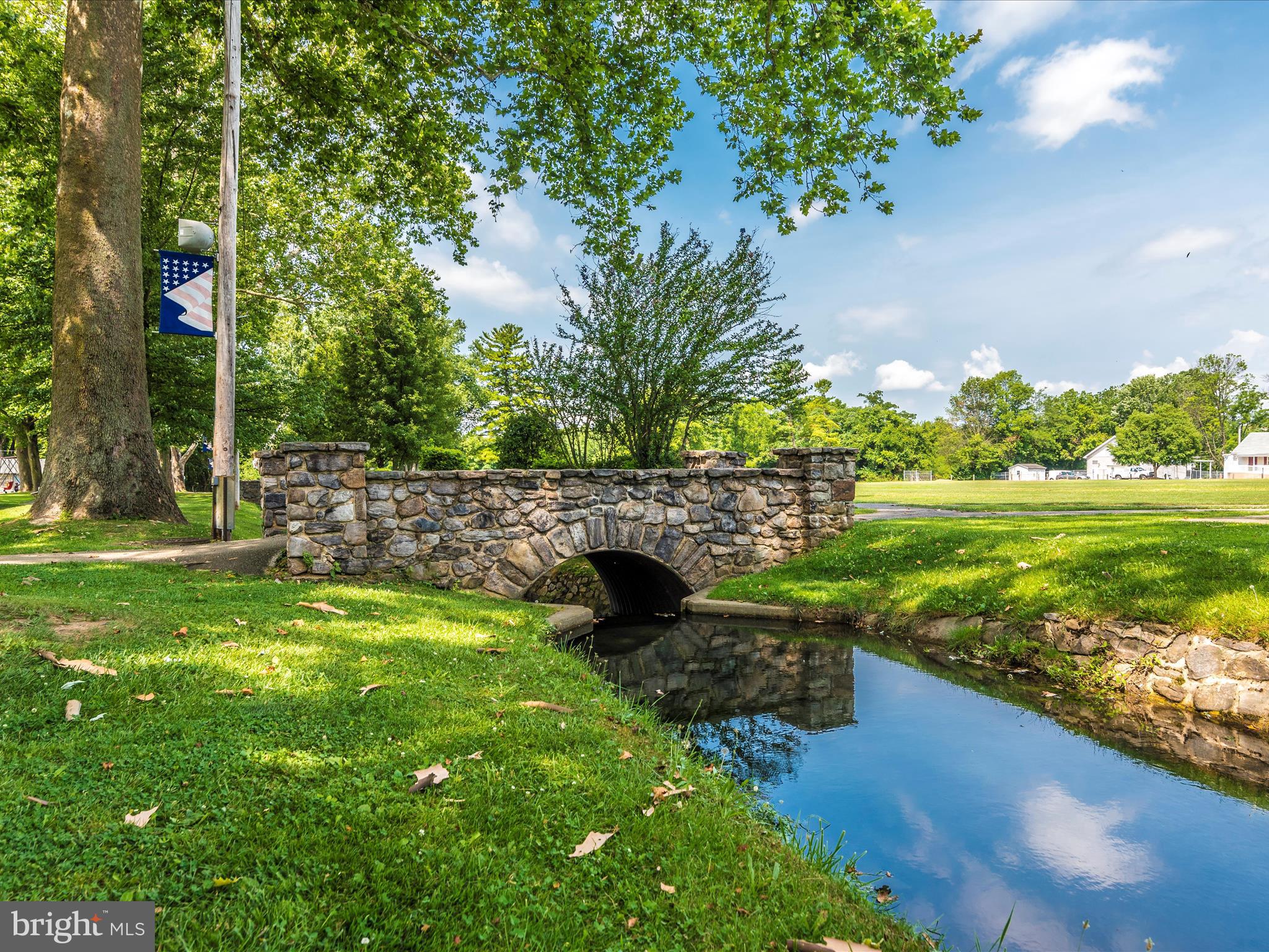 ROHRERSVILLE - Residential