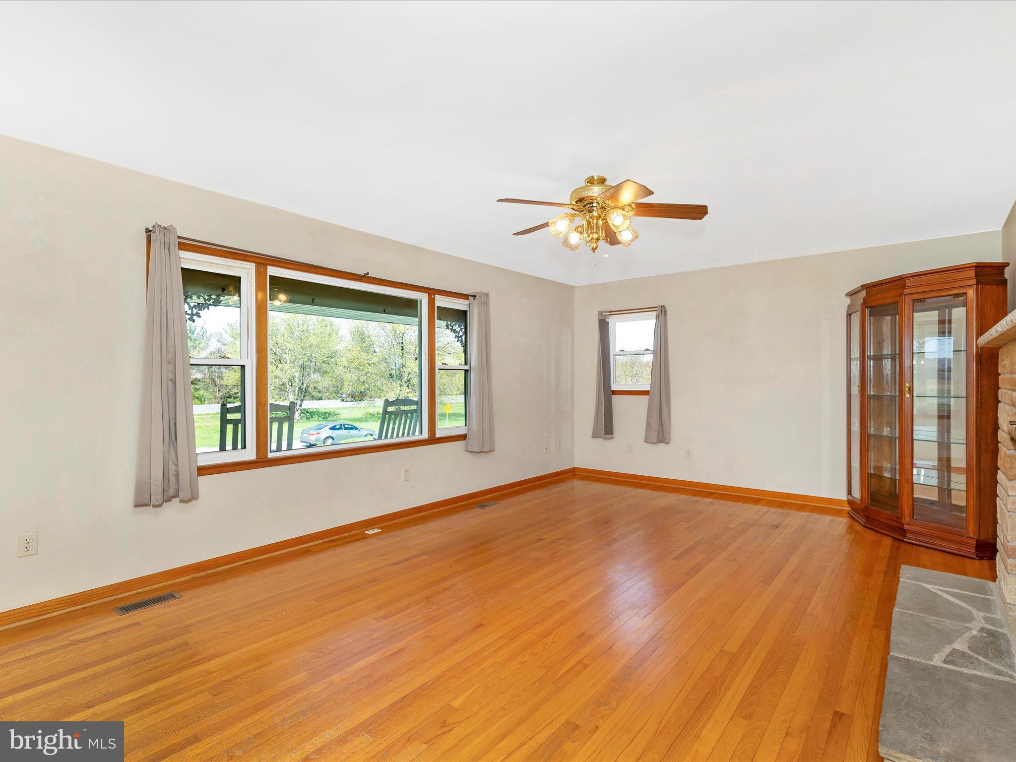 ROHRERSVILLE - Residential