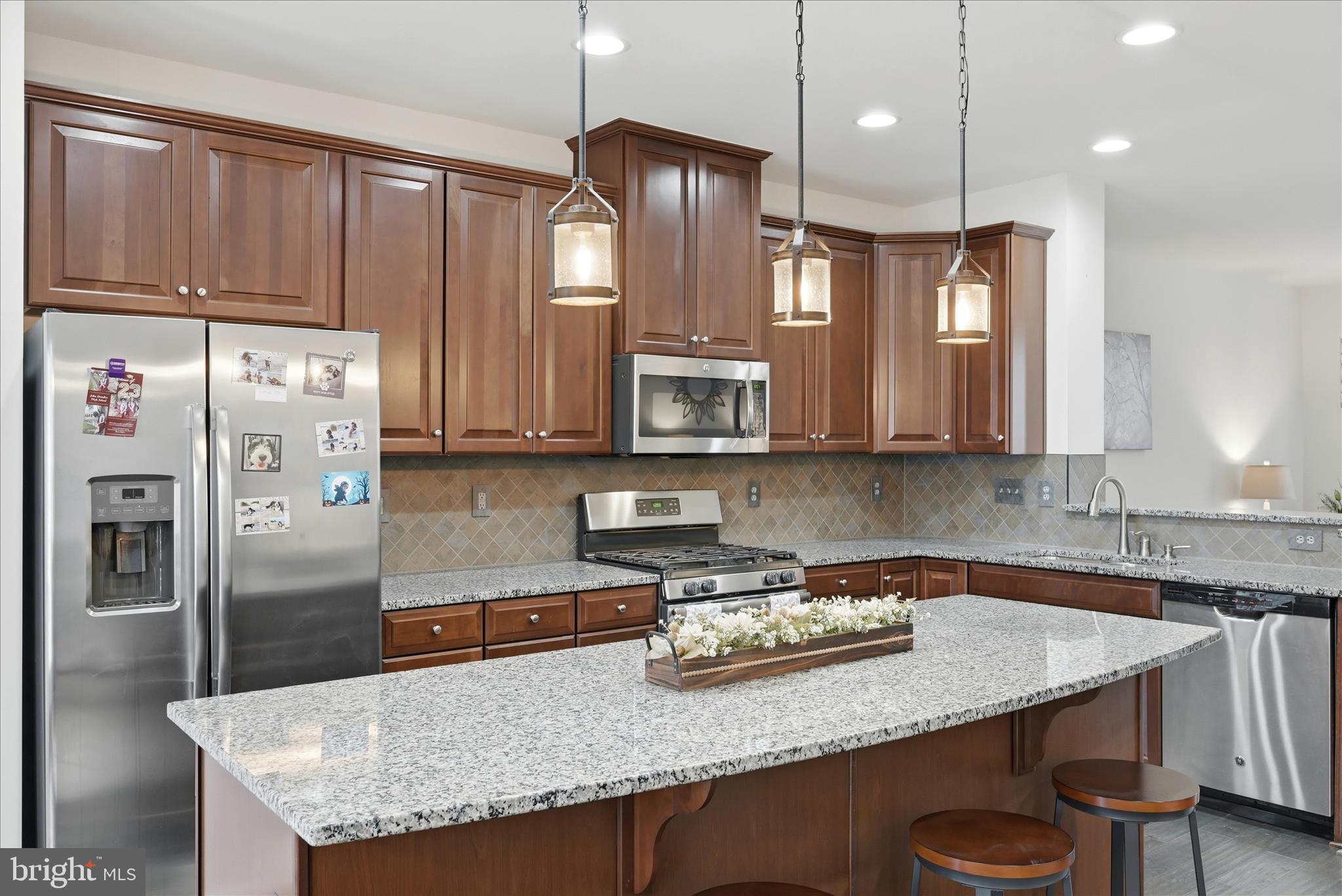 LAKE FREDERICK - Residential