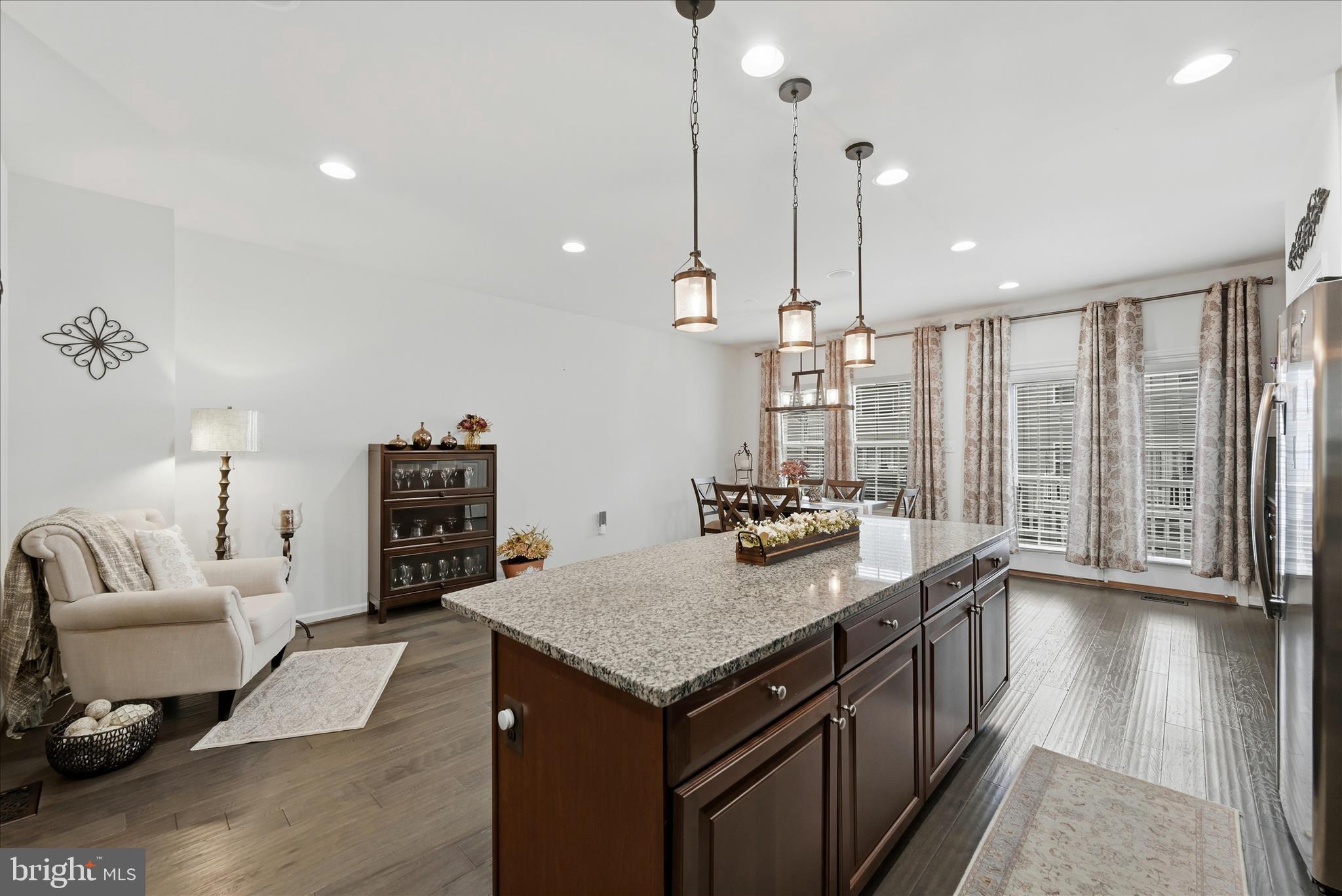 LAKE FREDERICK - Residential