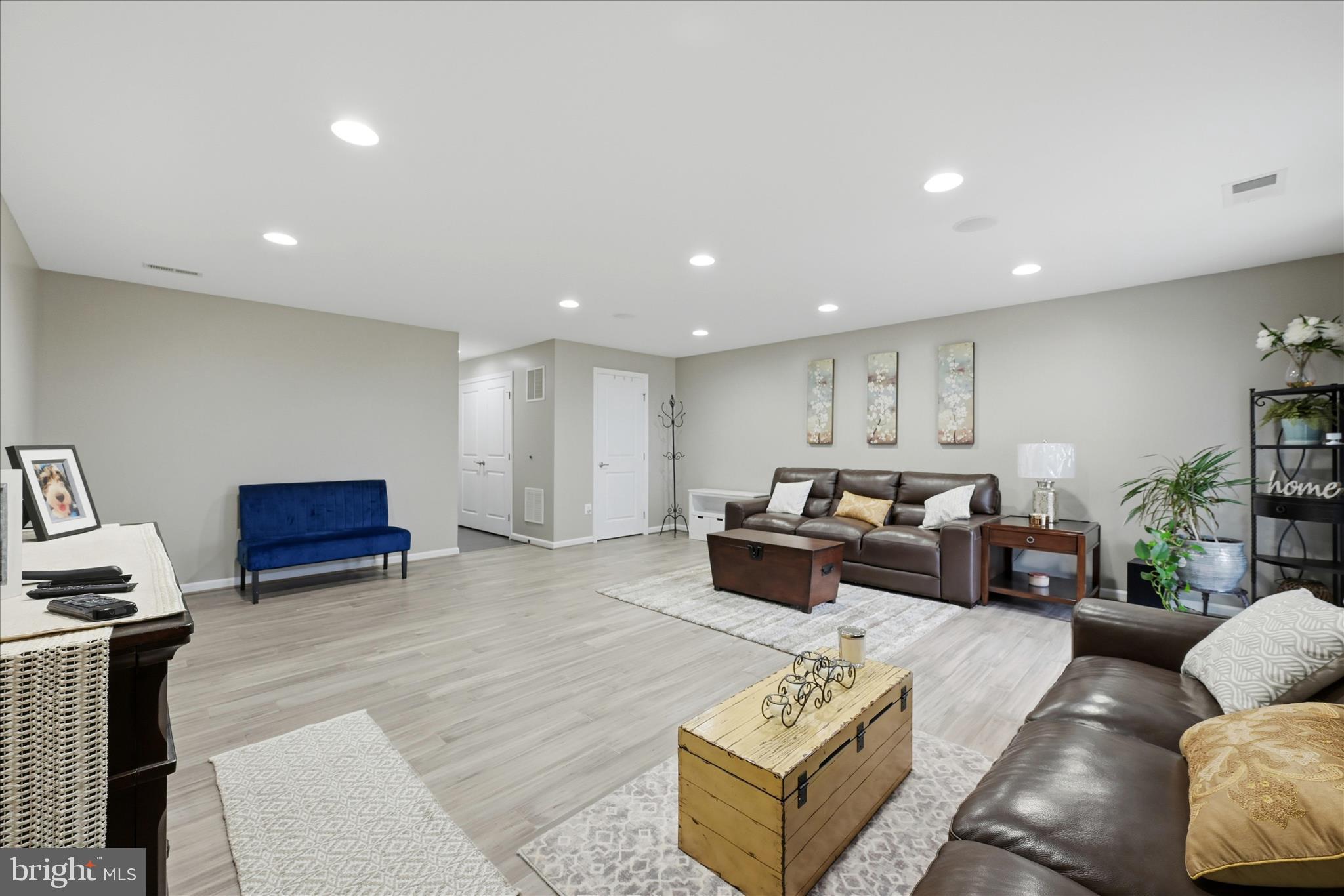 LAKE FREDERICK - Residential