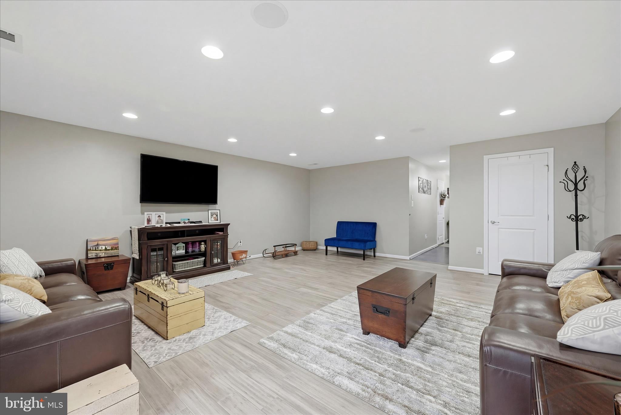 LAKE FREDERICK - Residential