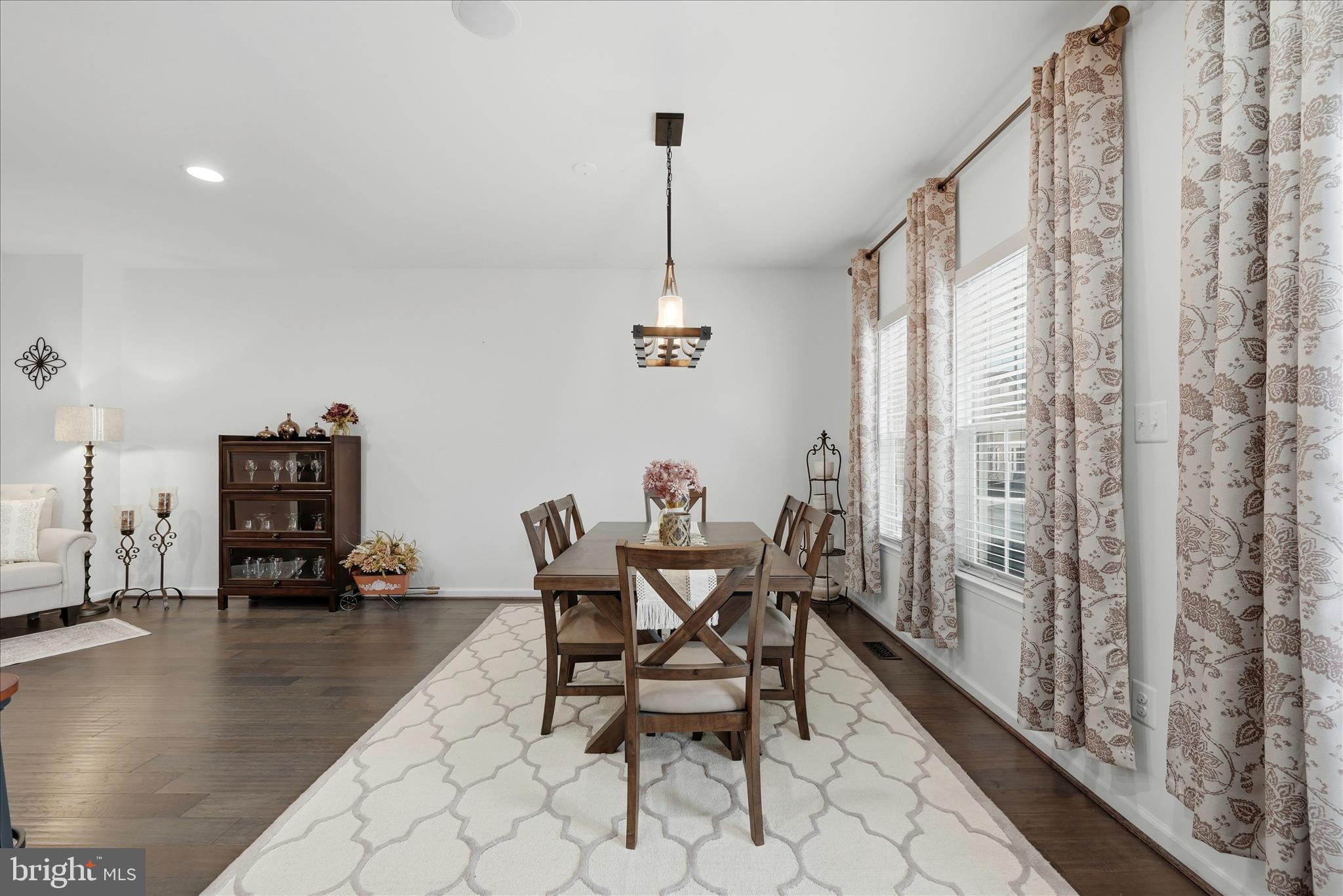 LAKE FREDERICK - Residential