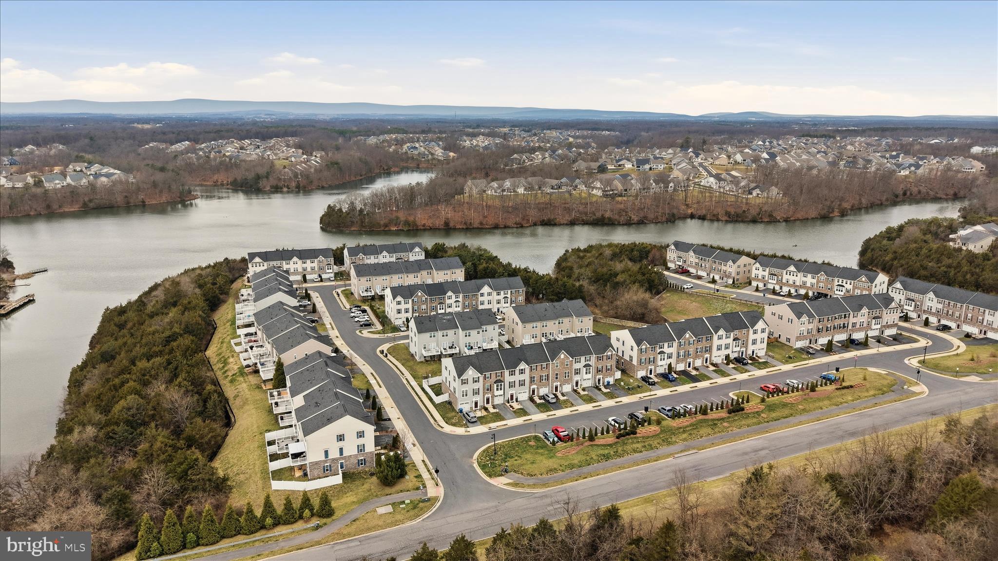 LAKE FREDERICK - Residential