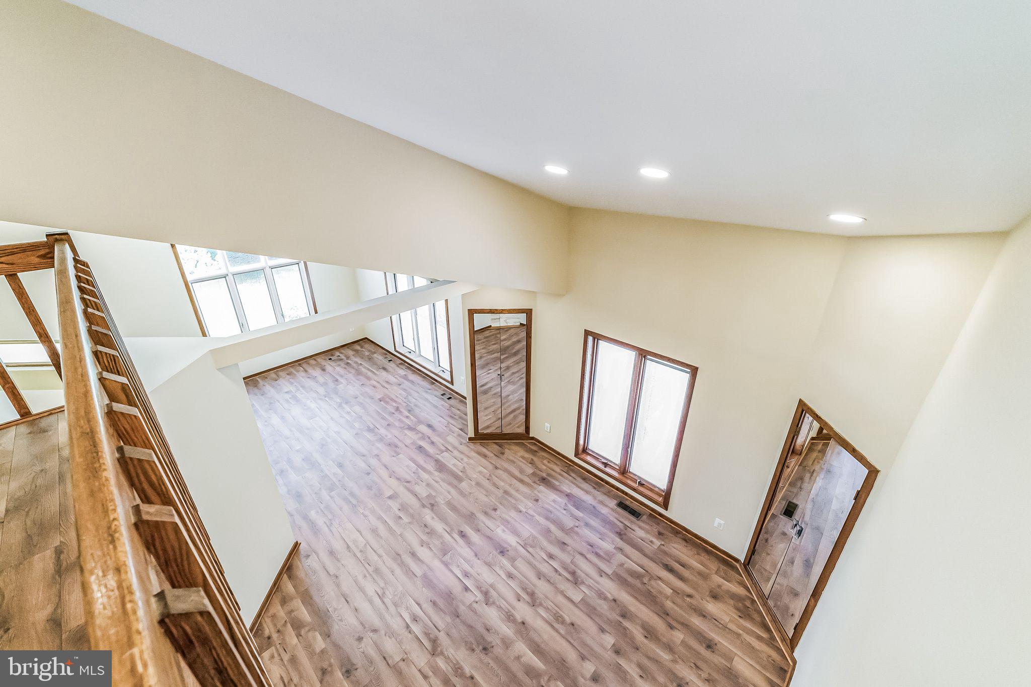 LONG LANE FARMS 1 - Residential