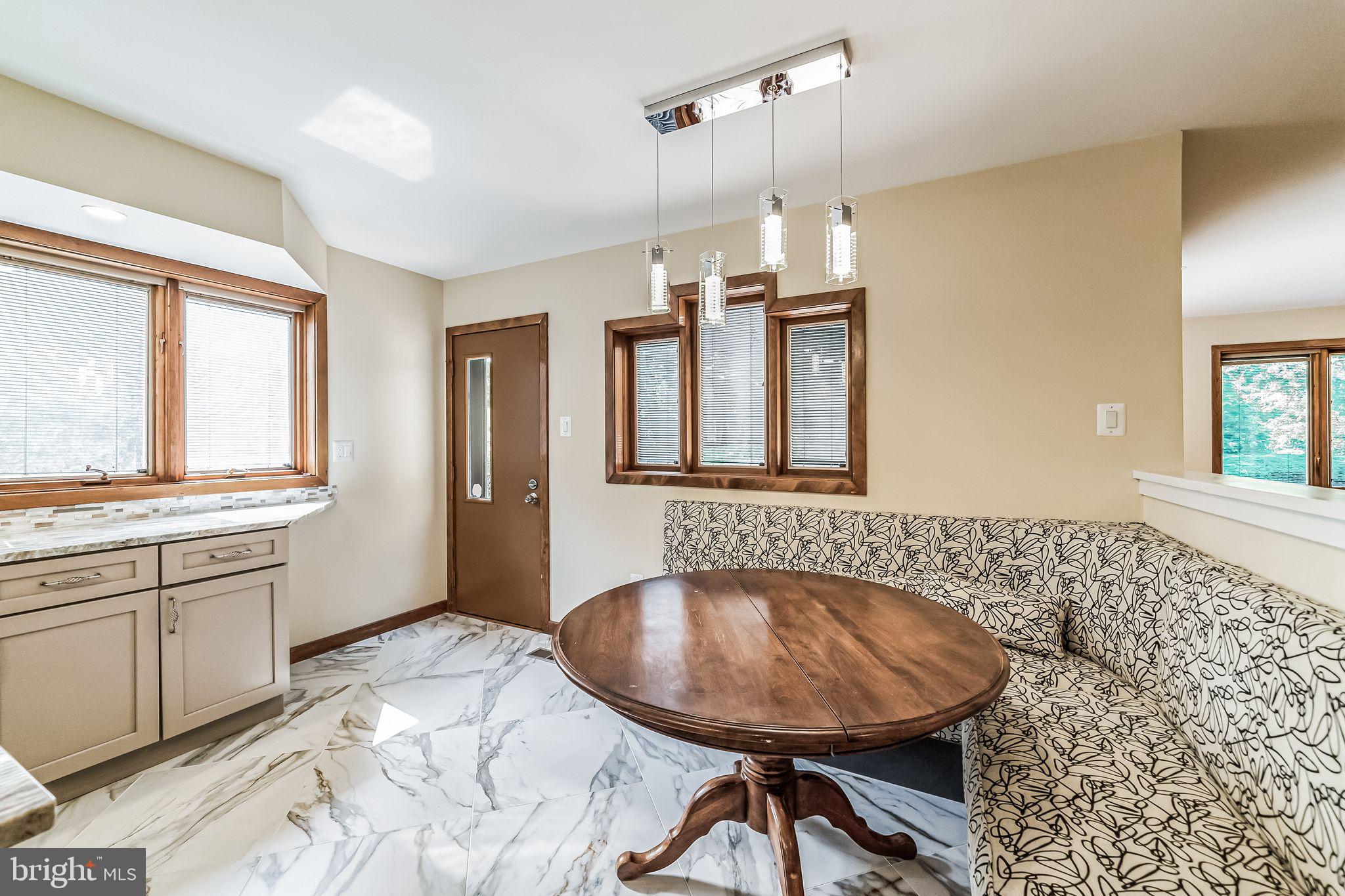 LONG LANE FARMS 1 - Residential