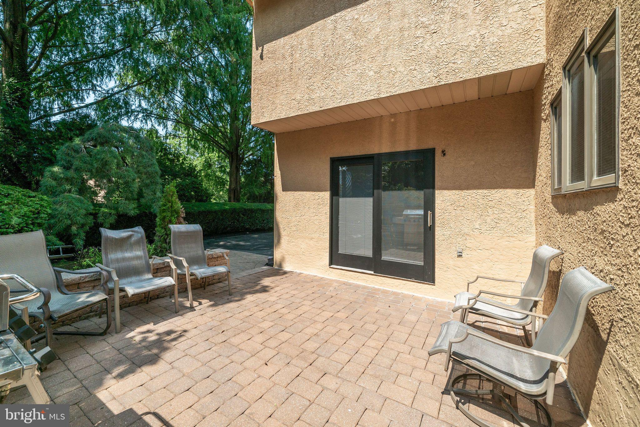 LONG LANE FARMS 1 - Residential
