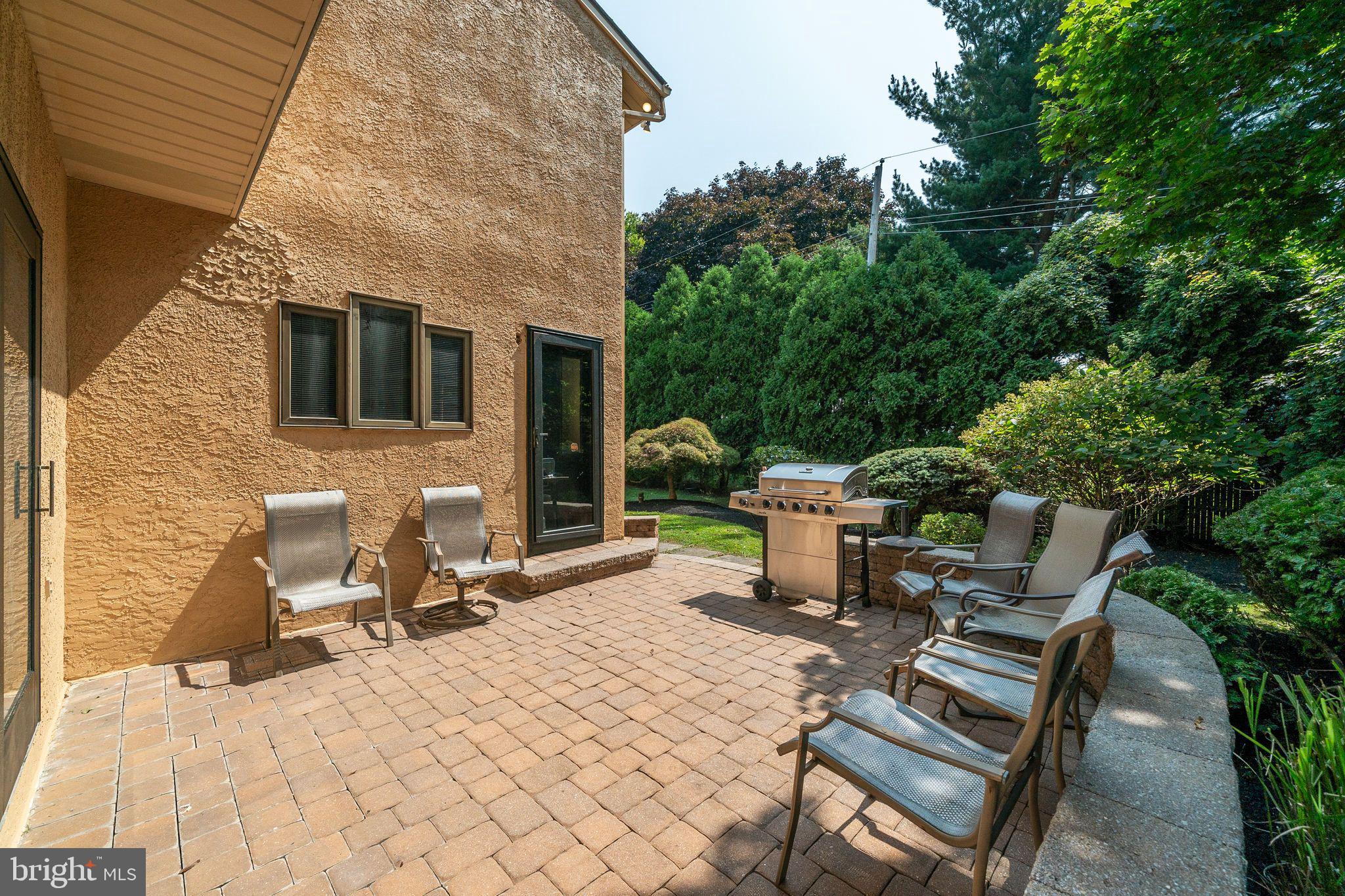 LONG LANE FARMS 1 - Residential