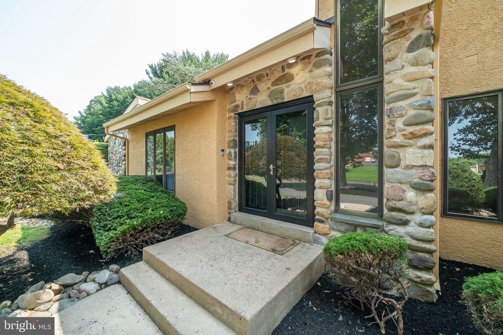 LONG LANE FARMS 1 - Residential