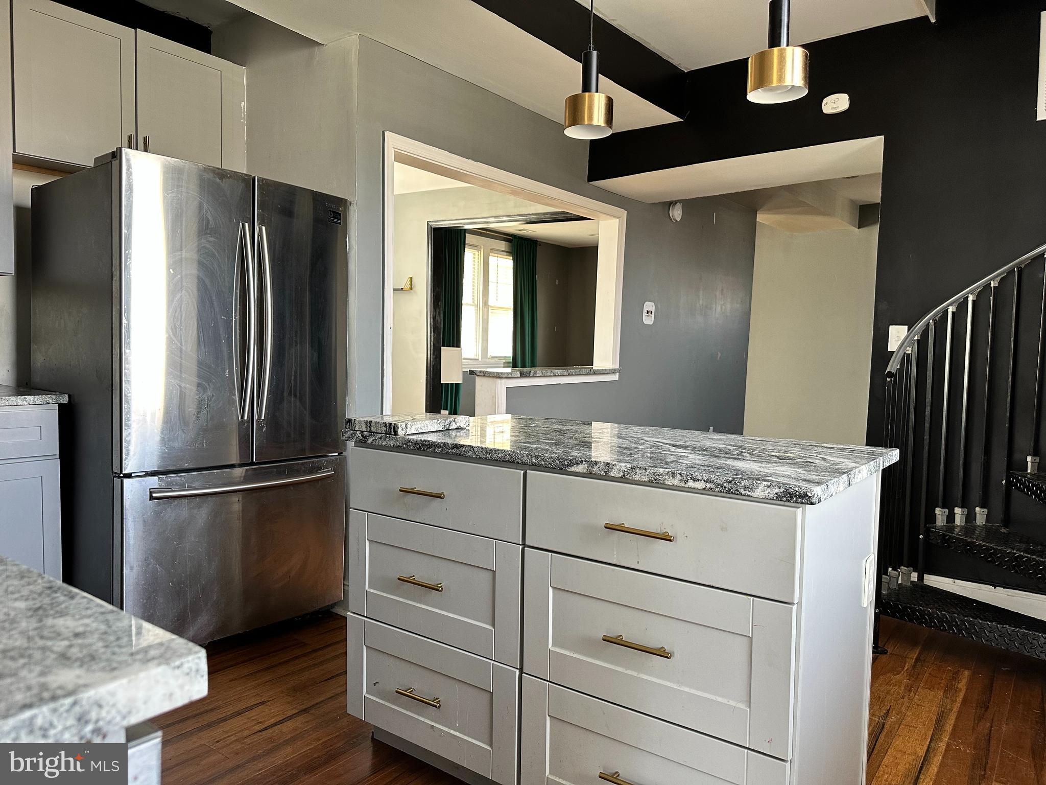 TAYLOR HEIGHTS - Residential