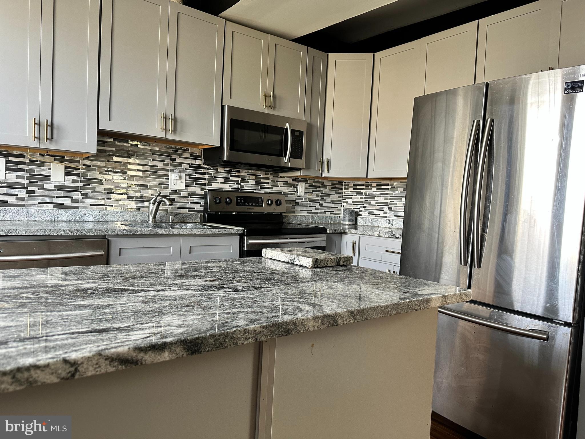 TAYLOR HEIGHTS - Residential