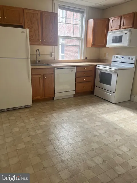 MLS: NJCD2114162