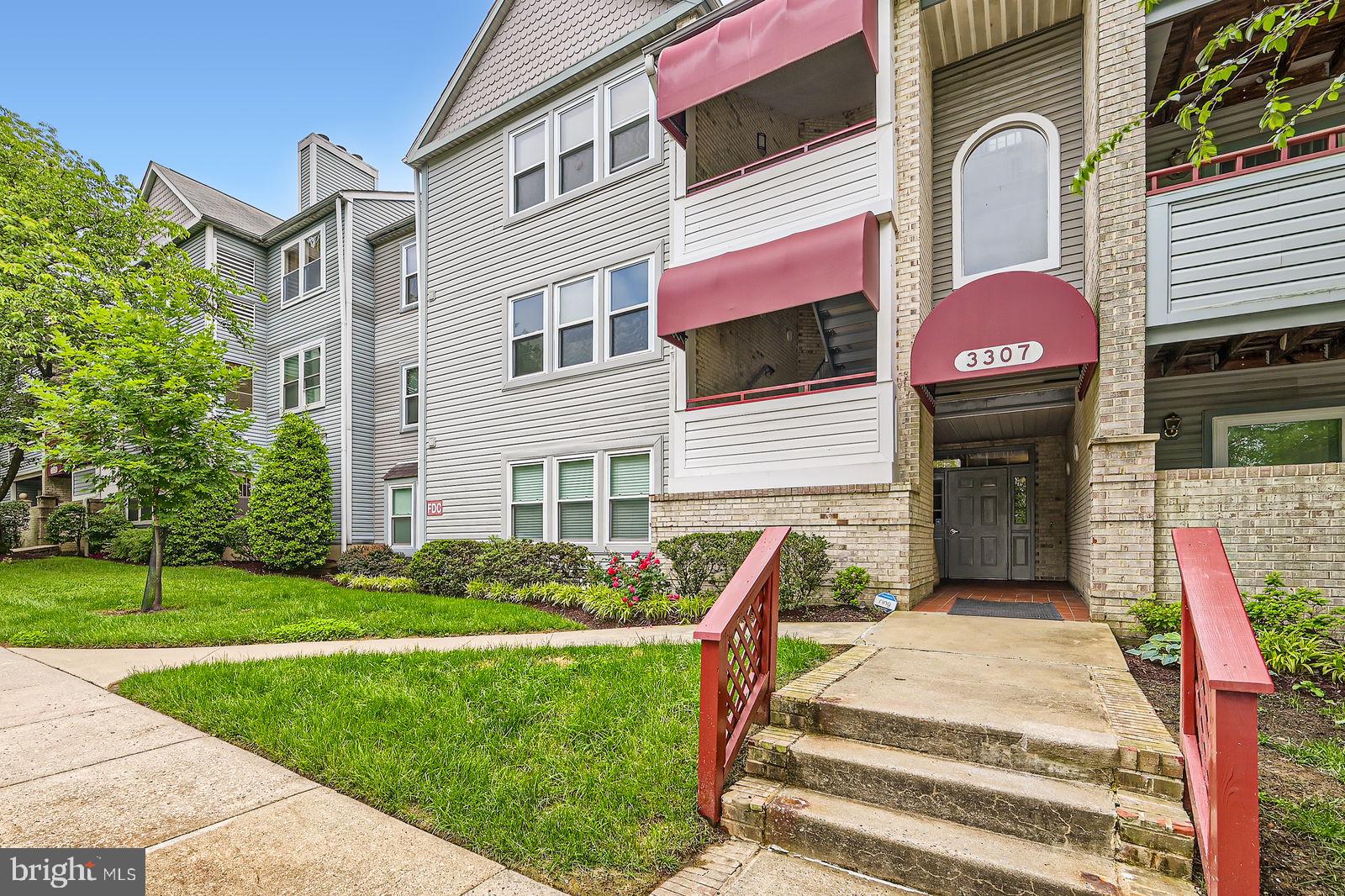 THE VINEYARDS - Residential