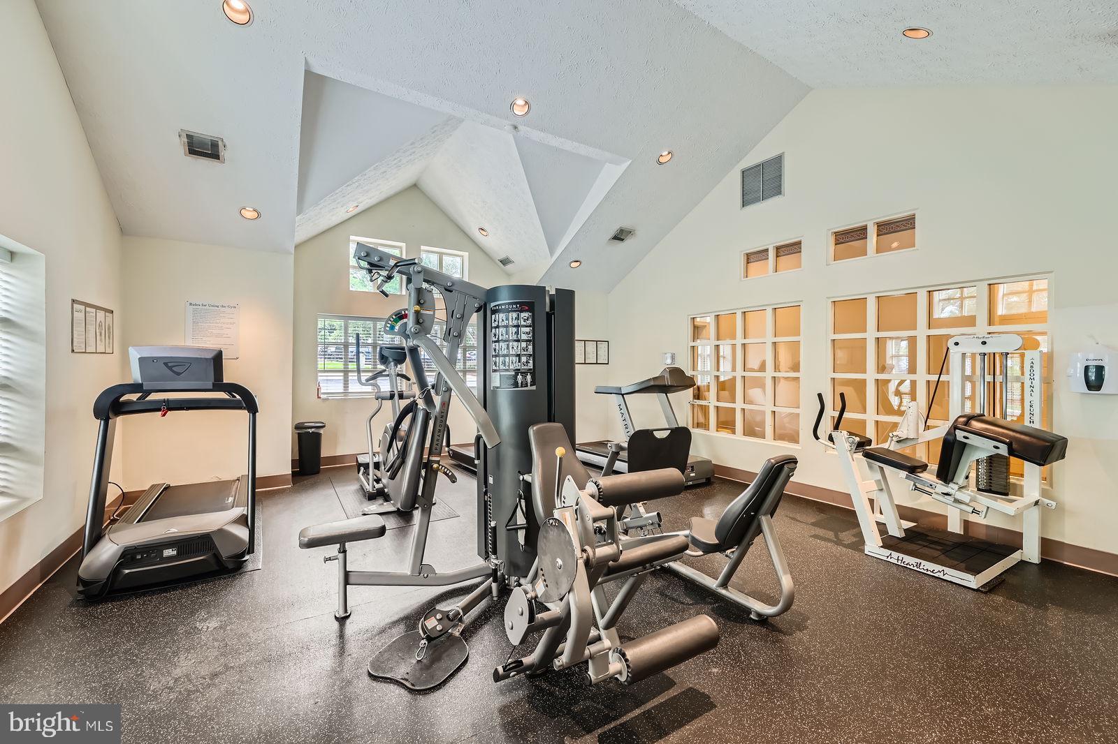 THE VINEYARDS - Residential