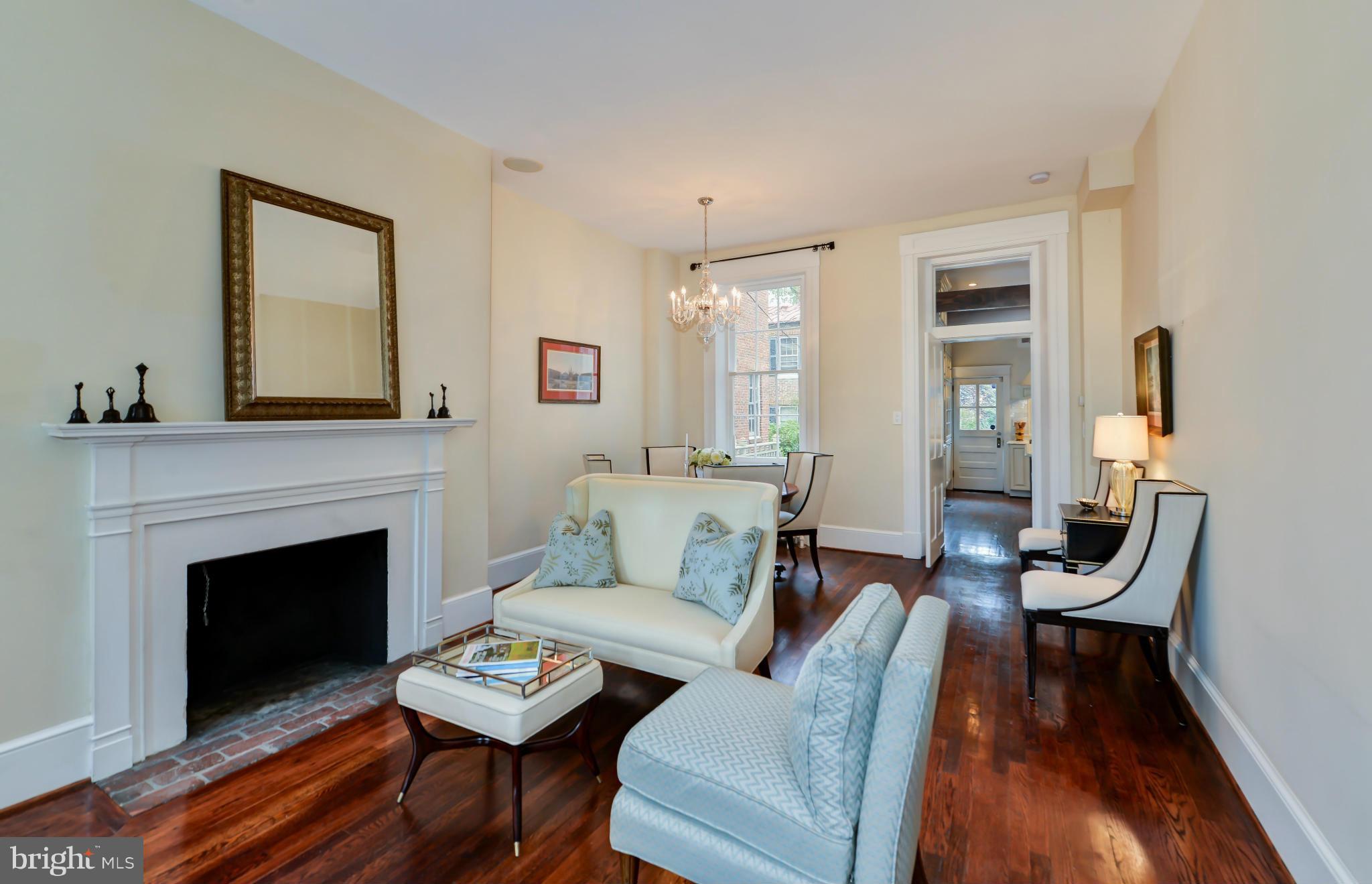 OLD TOWN - Residential Lease