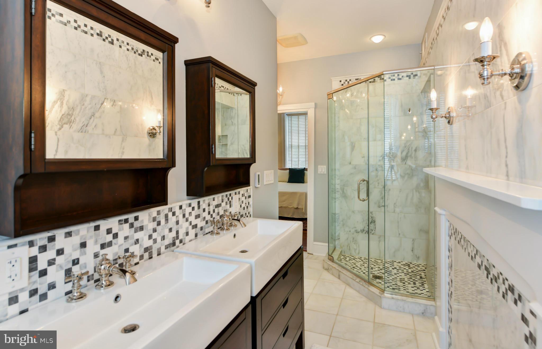 OLD TOWN - Residential Lease