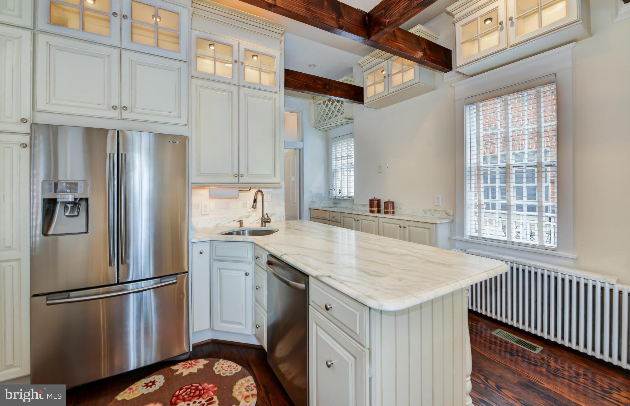 OLD TOWN - Residential Lease