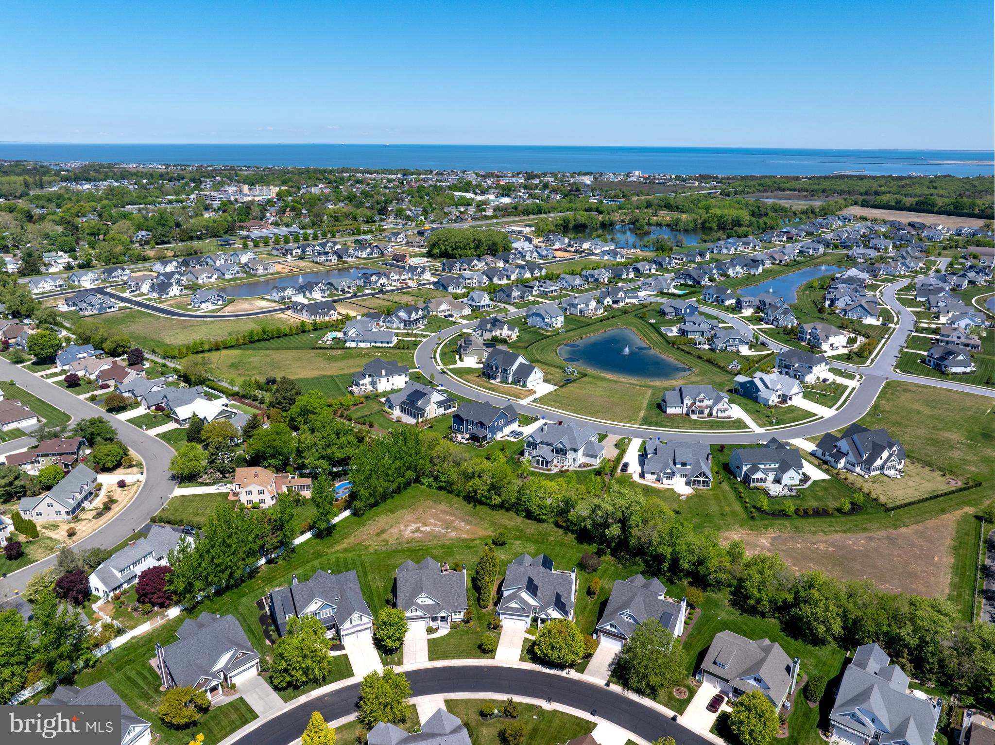 BREAKWATER - Residential