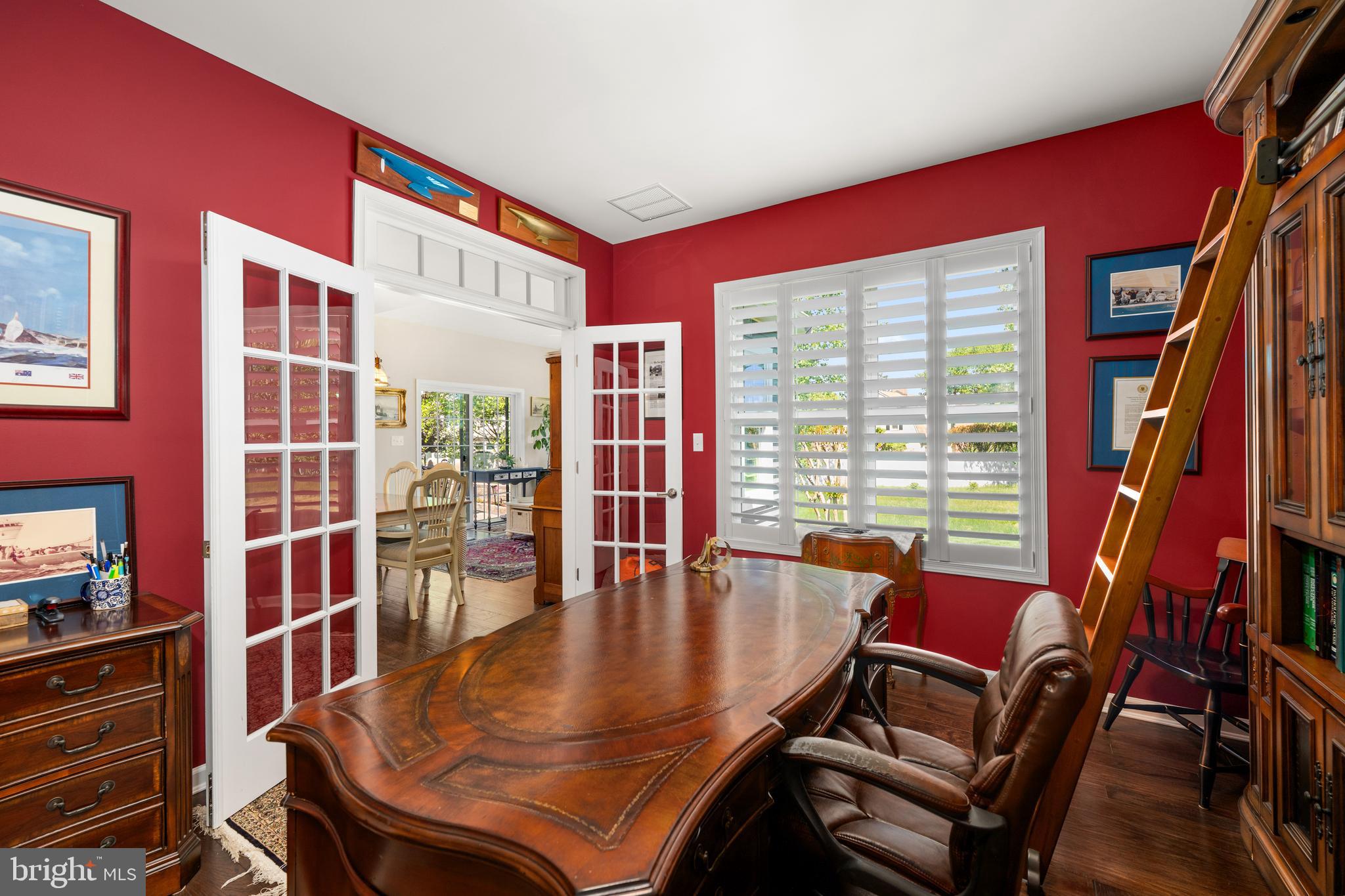 BREAKWATER - Residential