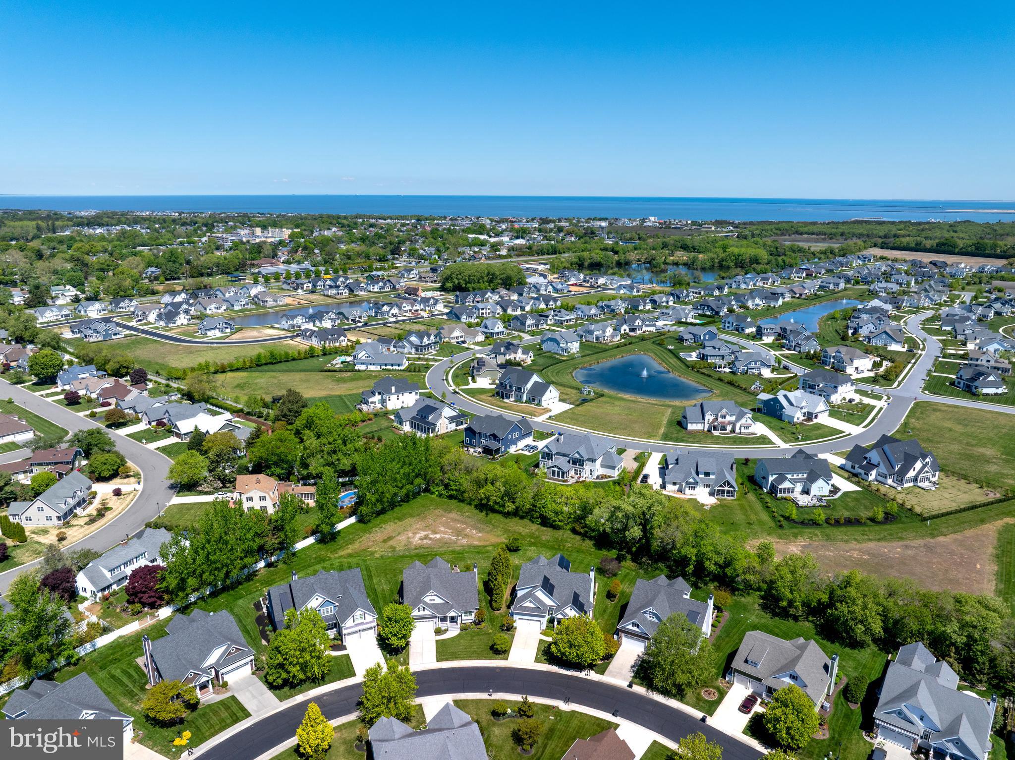 BREAKWATER - Residential