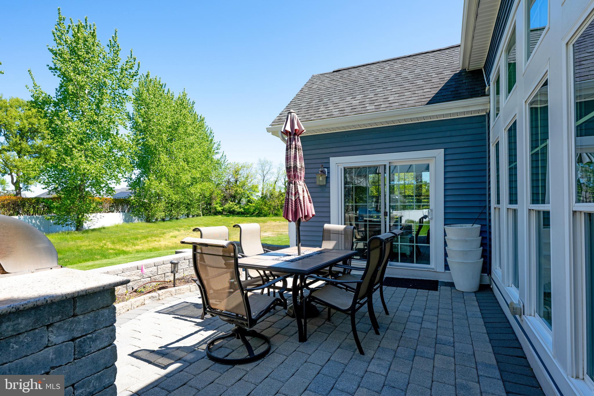 BREAKWATER - Residential