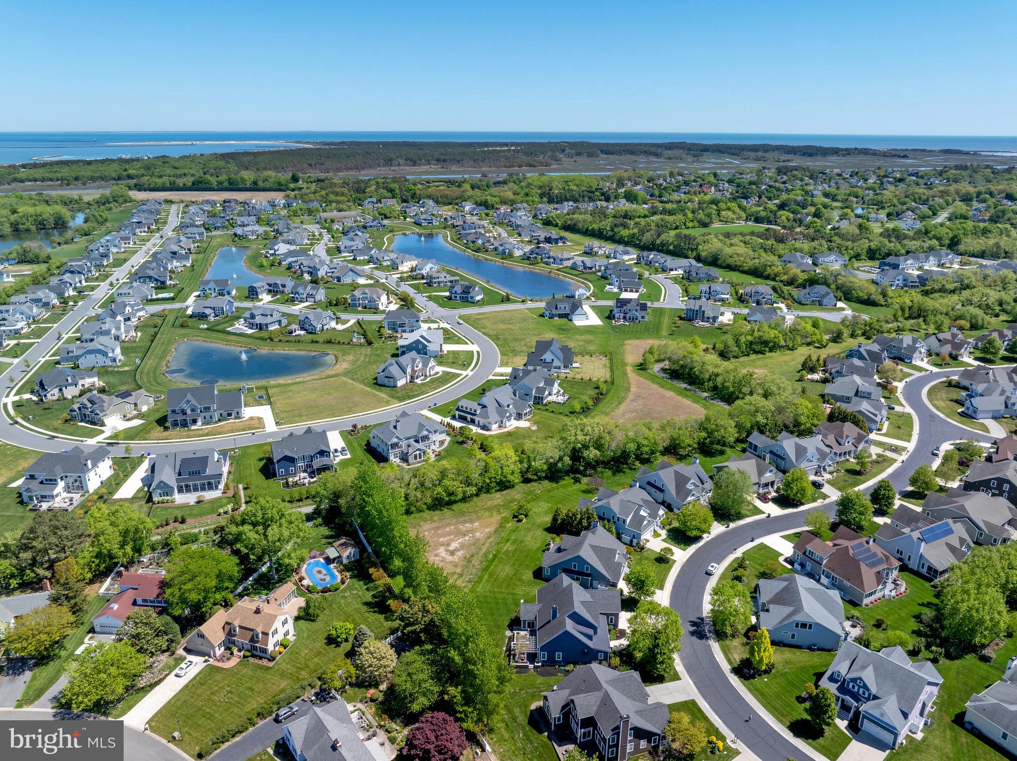 BREAKWATER - Residential