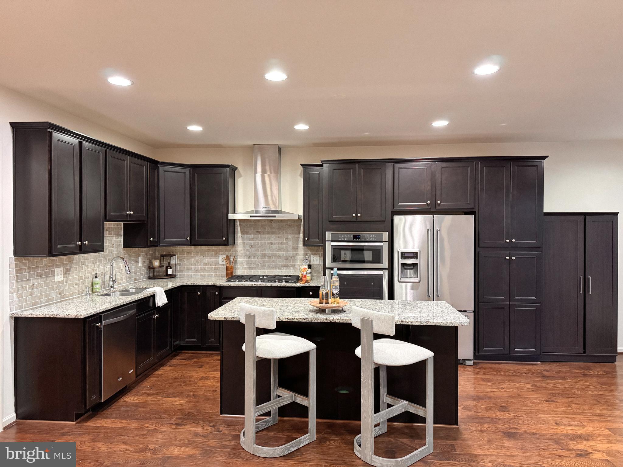 BRAMBLETON LANDBAY - Residential