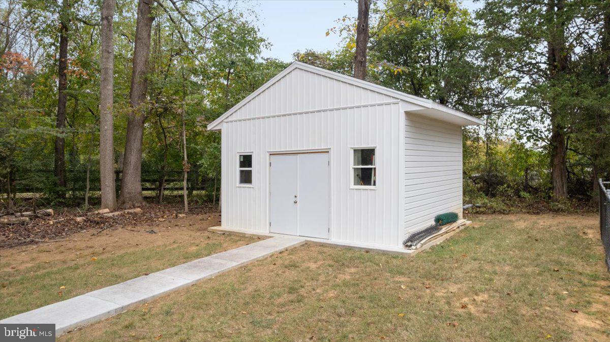 KELLY FARMS - Residential