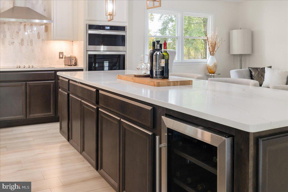 KELLY FARMS - Residential