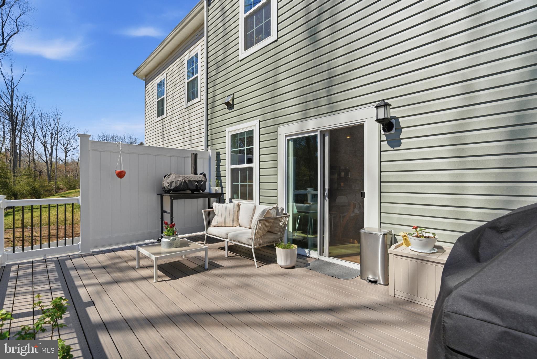 THE WOODS AT MYRTLE POINT - Residential