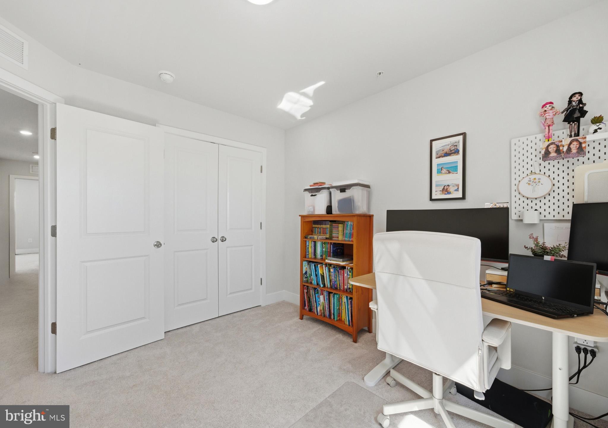 THE WOODS AT MYRTLE POINT - Residential