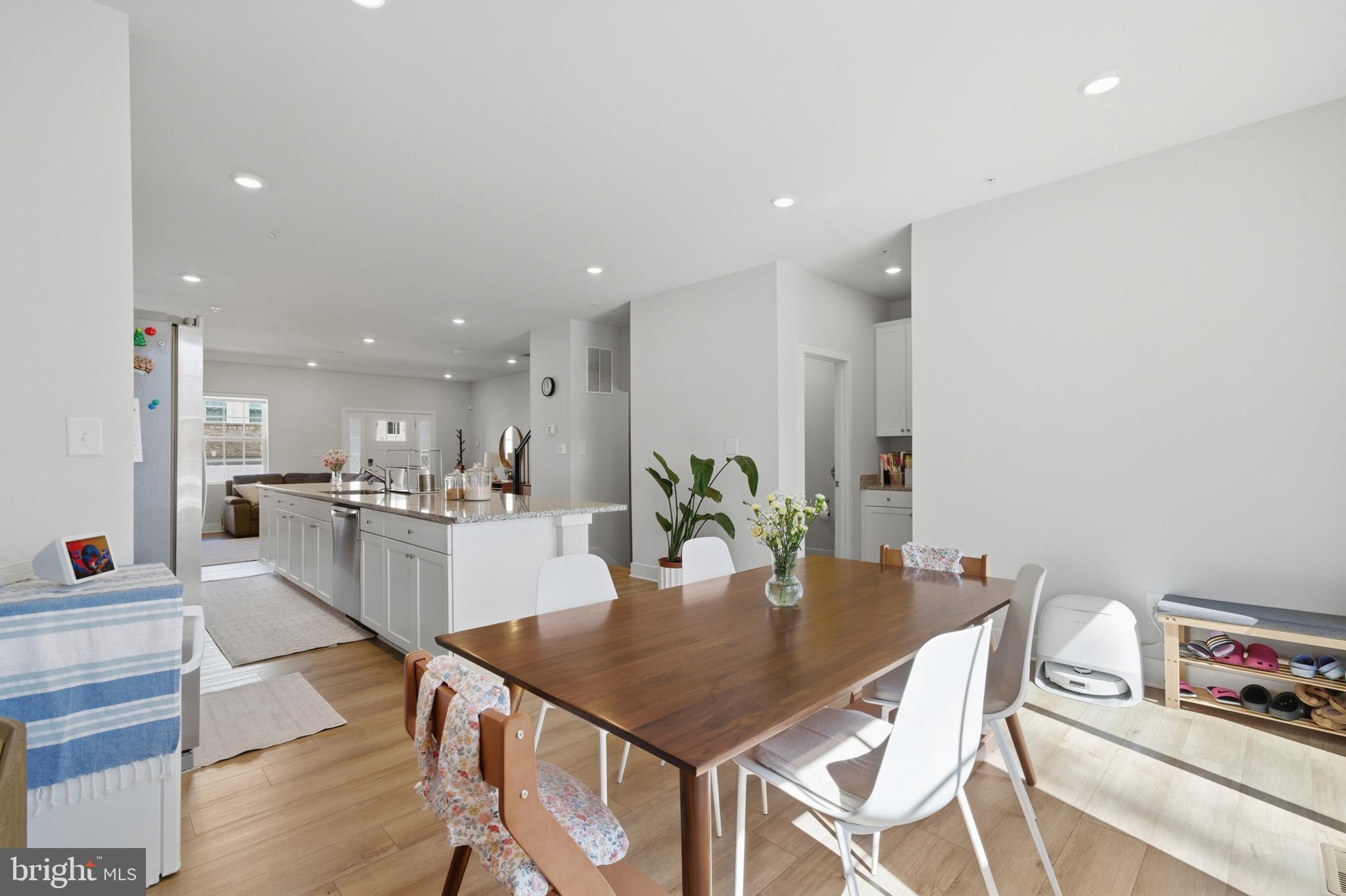 THE WOODS AT MYRTLE POINT - Residential