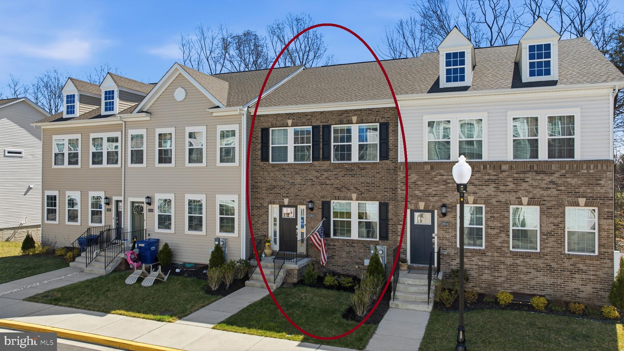 THE WOODS AT MYRTLE POINT - Residential