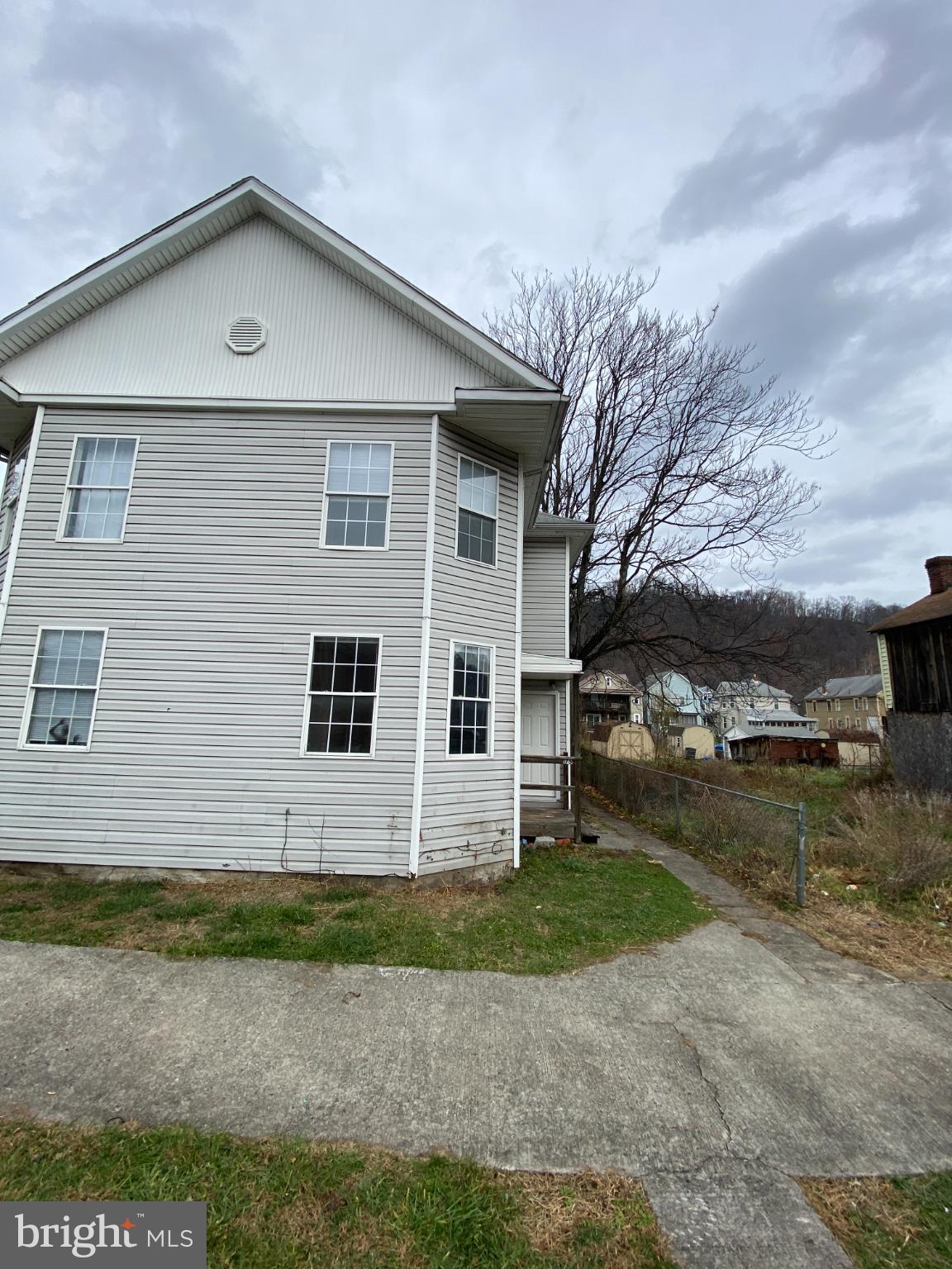 KEYSER - Residential Lease