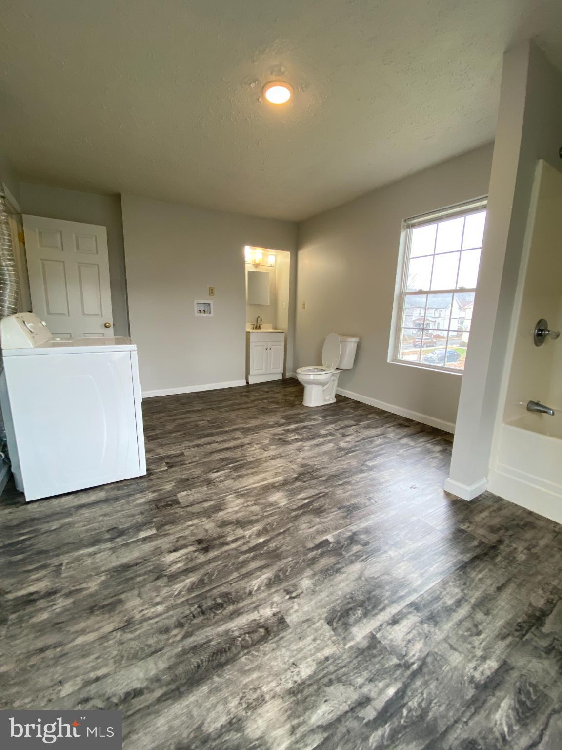 KEYSER - Residential Lease