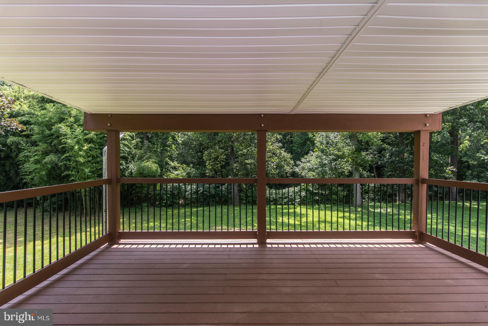 LONDONDERRY WOODS - Residential