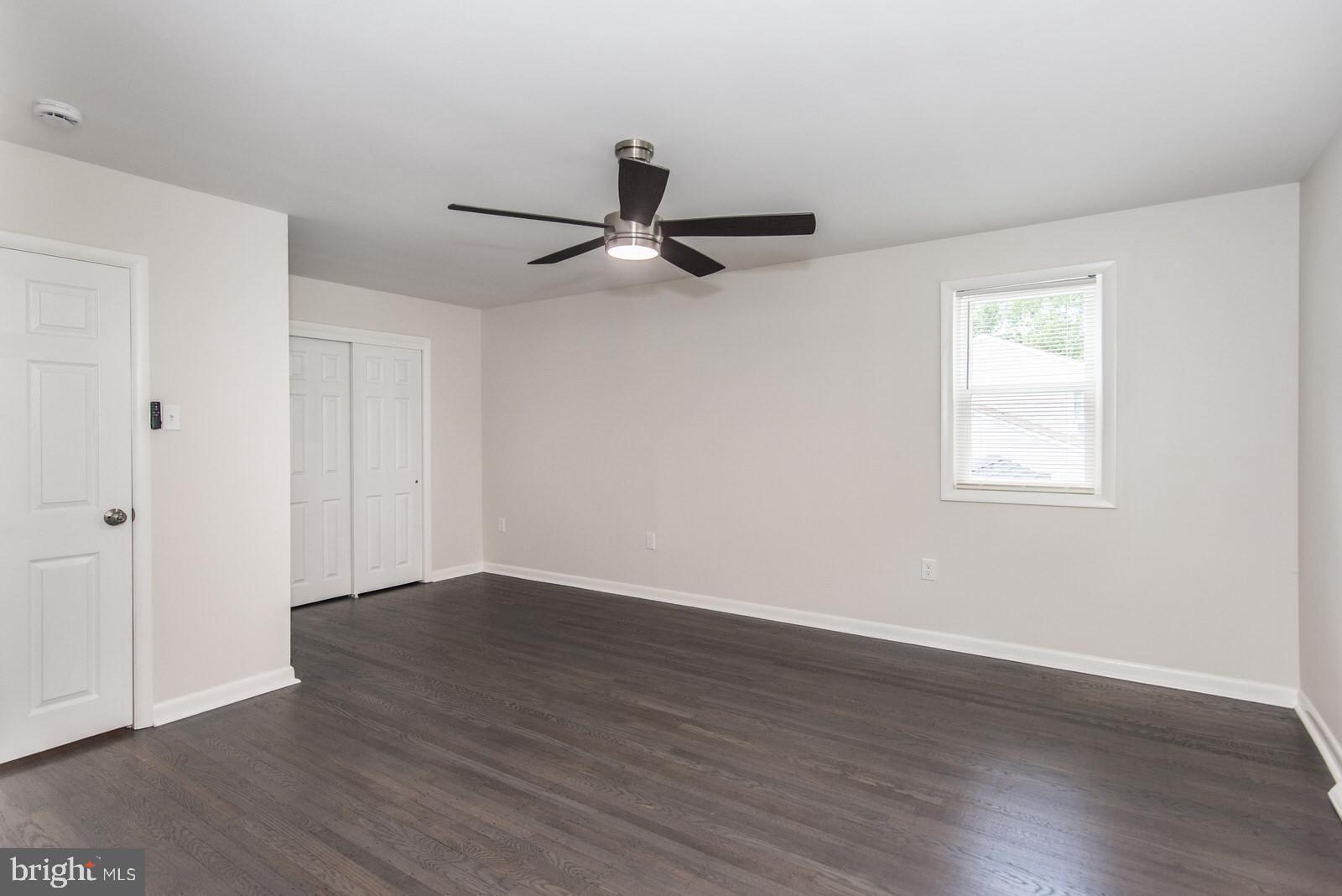 LONDONDERRY WOODS - Residential